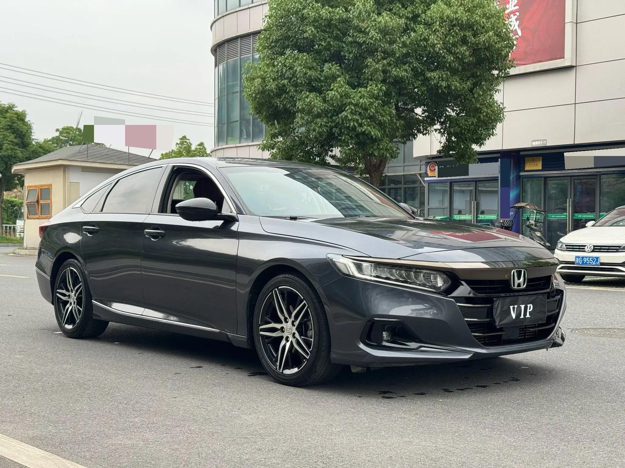Accord 2022 260TURBO Magic Night Premium Edition 3
