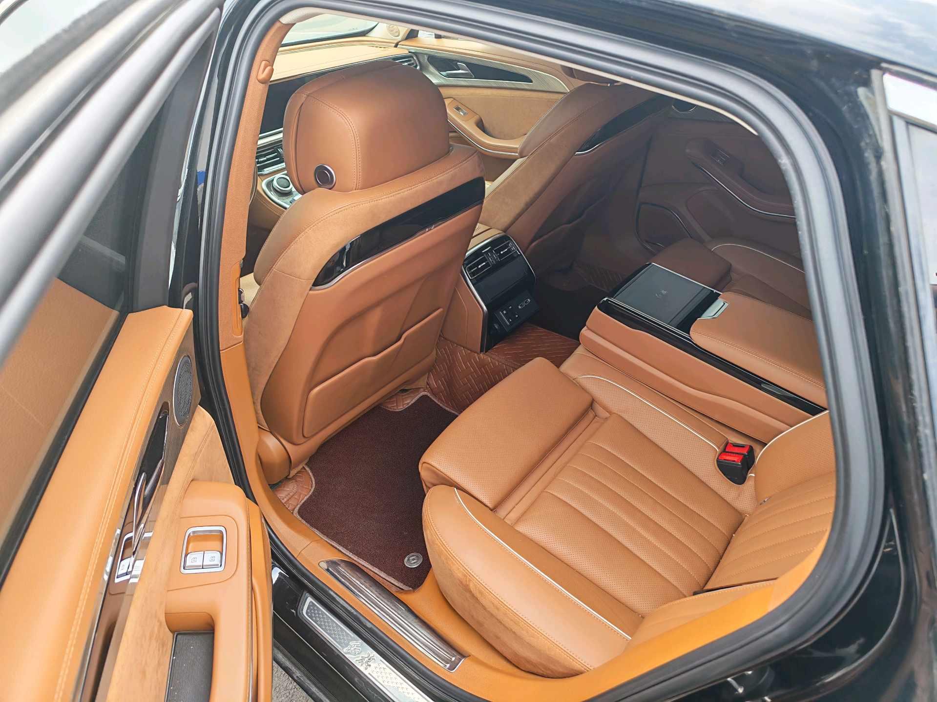 HongQi H9 2023 2.0T Zhilian Qichang Edition 5