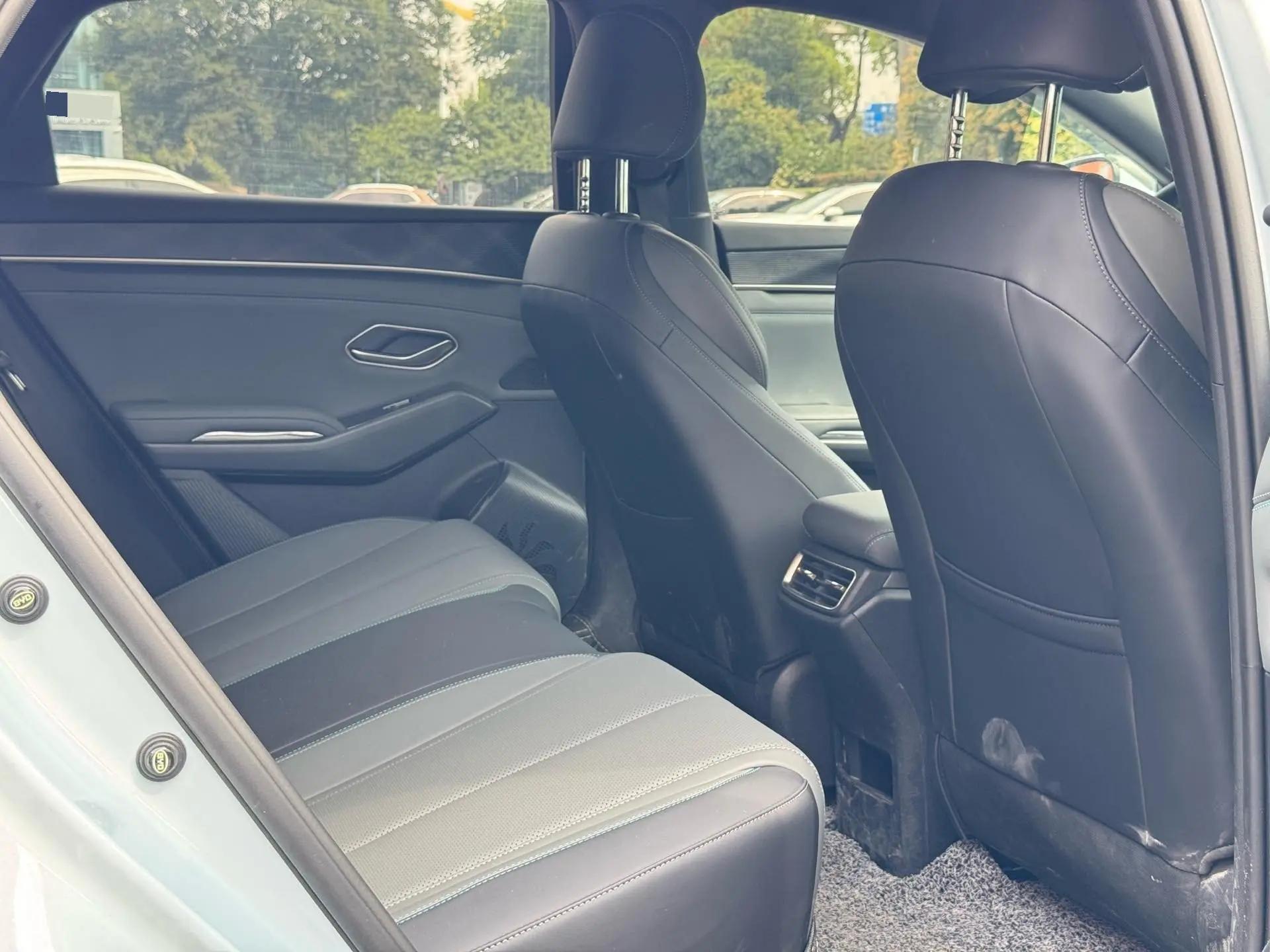 BYD 2025 Qin L DM-i 1.5 CVT Intelligent Driving Version 80KM Leading Model Automatic 9