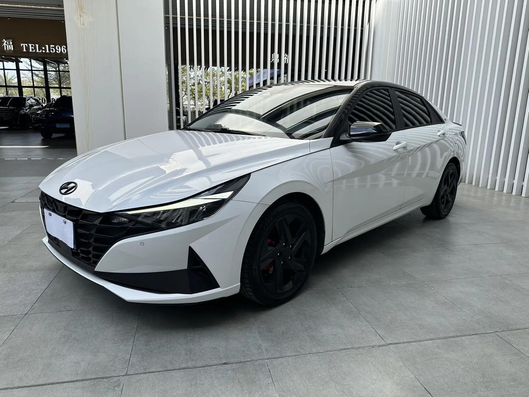 Elantra 2022 1.5L CVT Luxury Edition