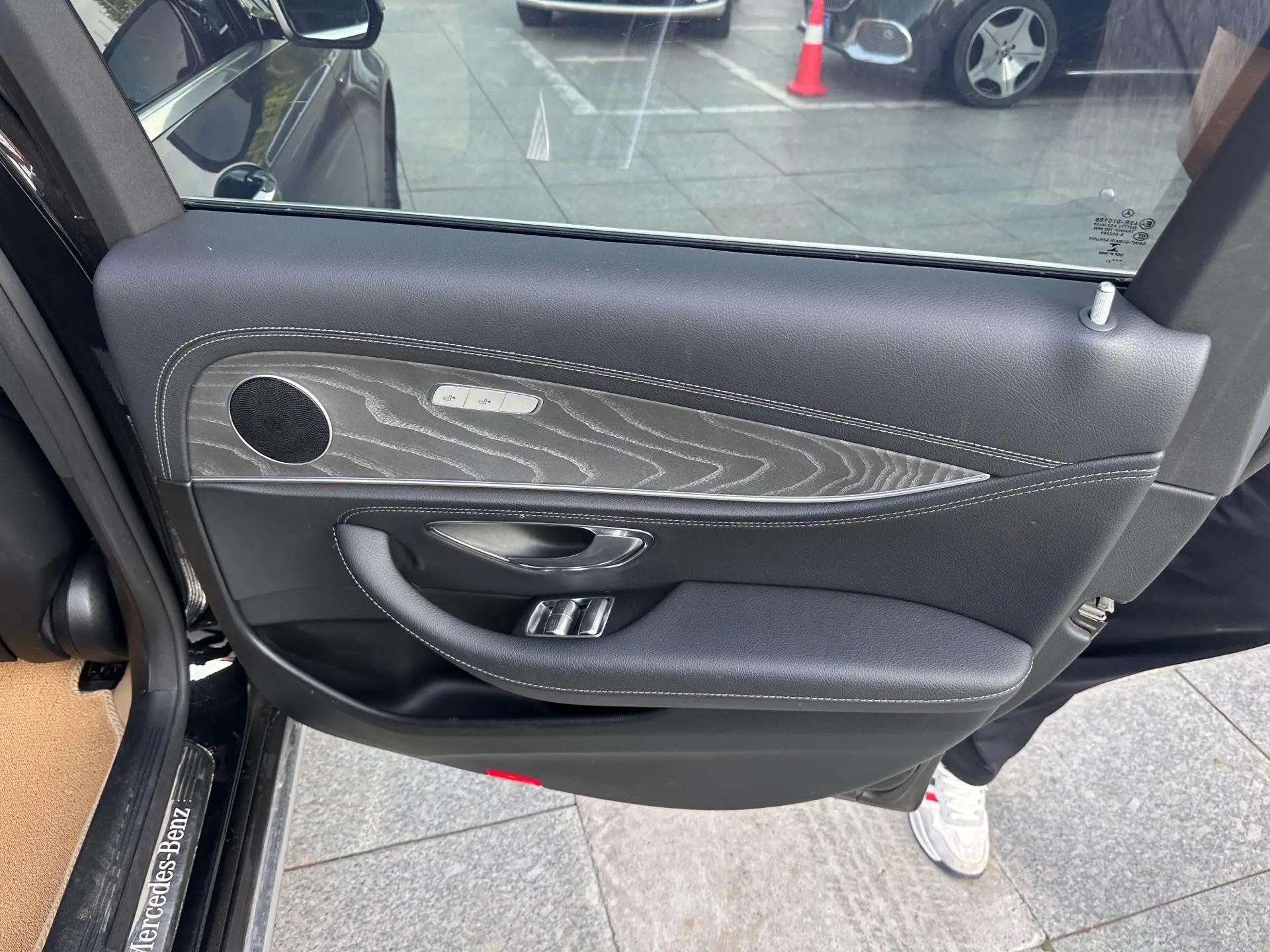 Mercedes Benz Class E 2021 E 350 L 4MATIC 5