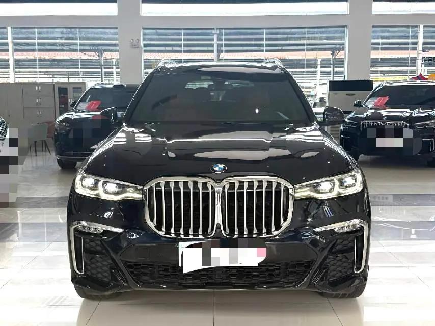 BMW X7 2021 xDrive40i exclusive M sports suit 2