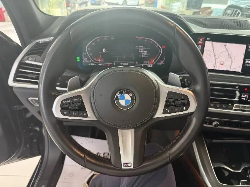BMW X7 2021 xDrive40i exclusive M sports suit 3