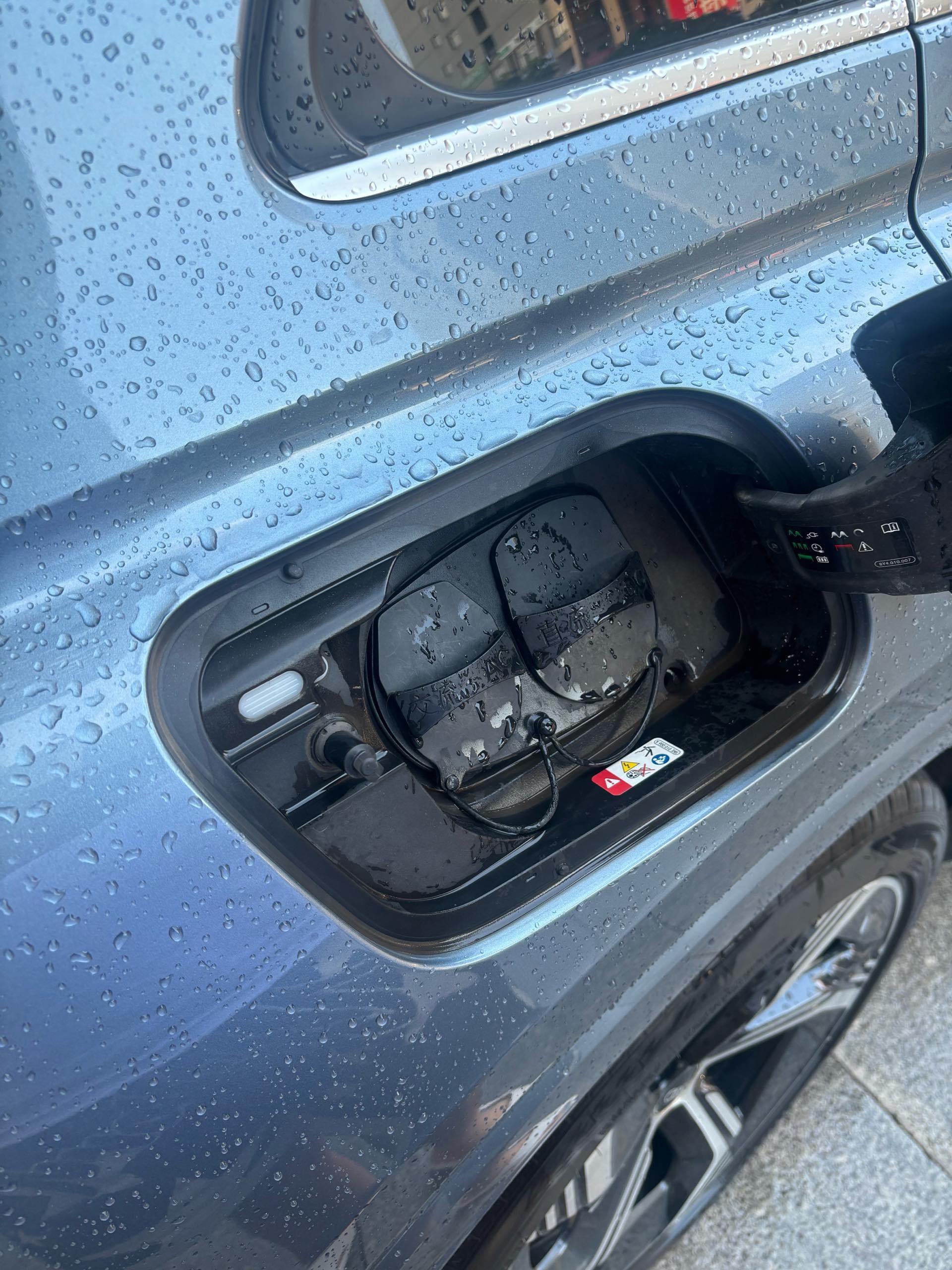 Audi Q4 e-tron 2022 50 e-tron quattro Edition 5