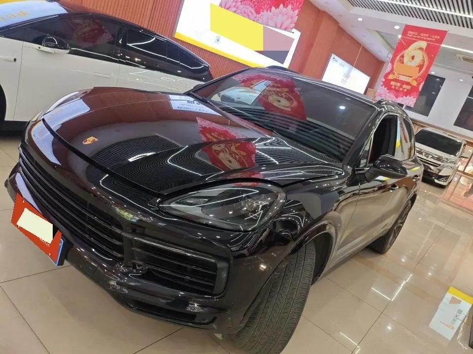 2022 Cayenne Coupé 3.0T Platinum Edition