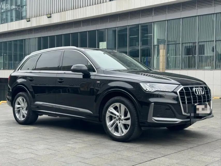 Audi Q7 (Imported) 2023 Q7 2.0TFSI 45TFSI Quattro S line Sport Automatic 3