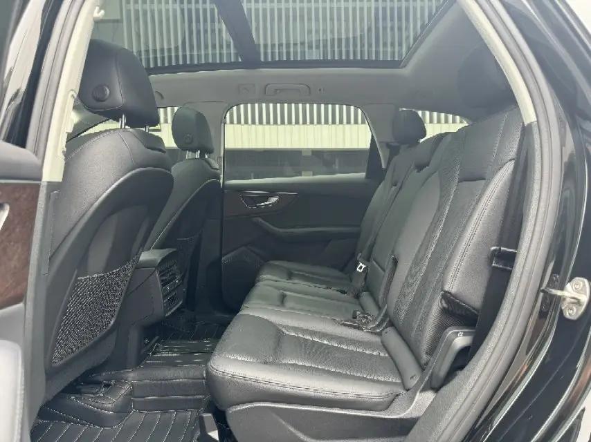 Audi Q7 (Imported) 2023 Q7 2.0TFSI 45TFSI Quattro S line Sport Automatic 5