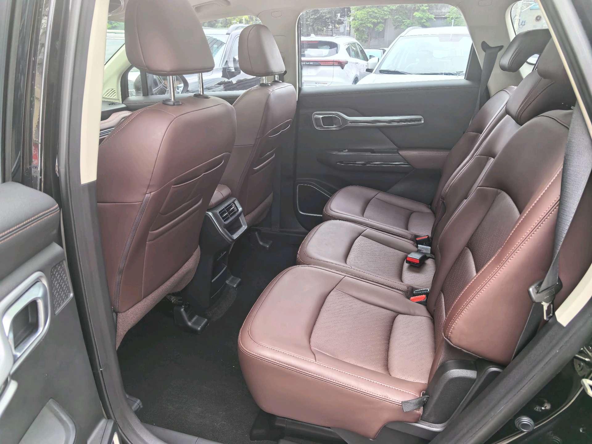 Hao Yue 2022 1.8TD DCT Luxury 7-seat 4