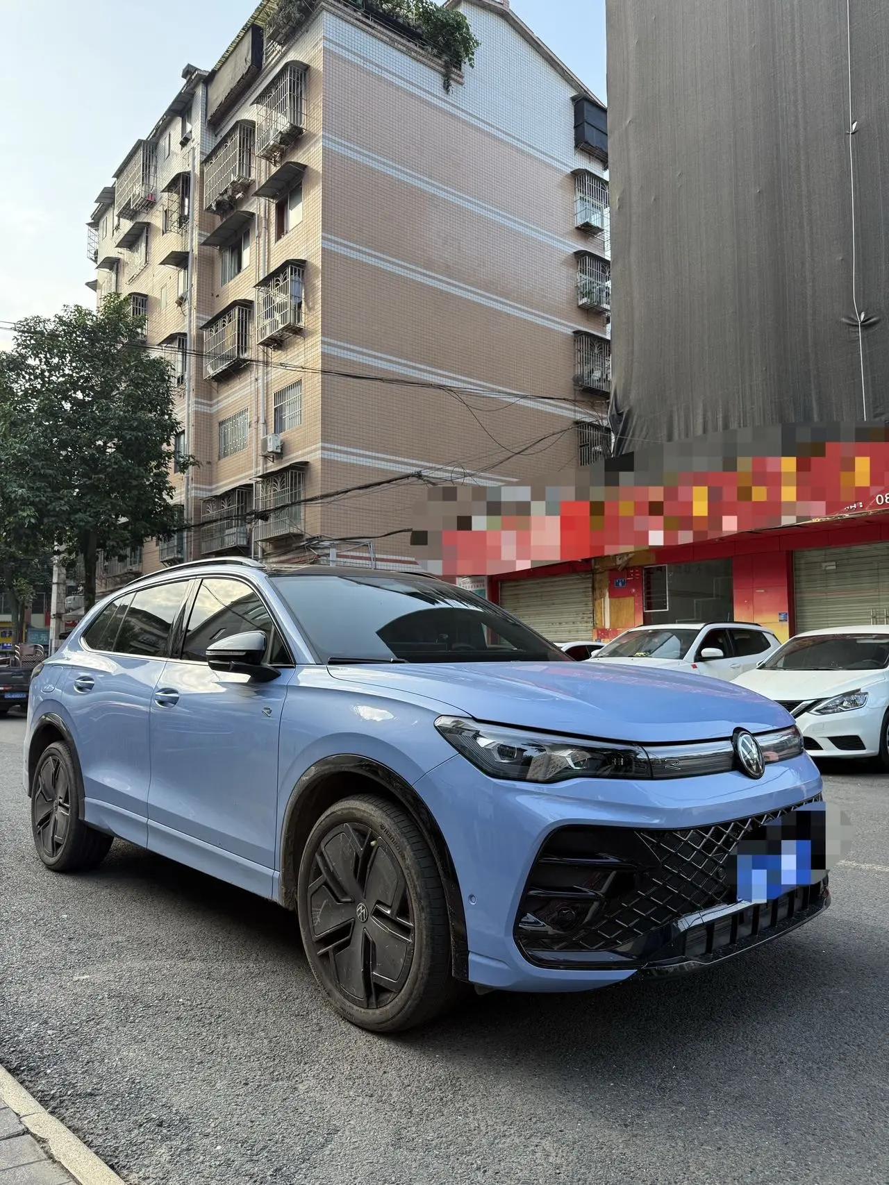 Volkswagen 2024 Tiguan L PRO 2.0TSI 380TSI Four-wheel Drive R-Line Smart Edition Automatic Gear 2