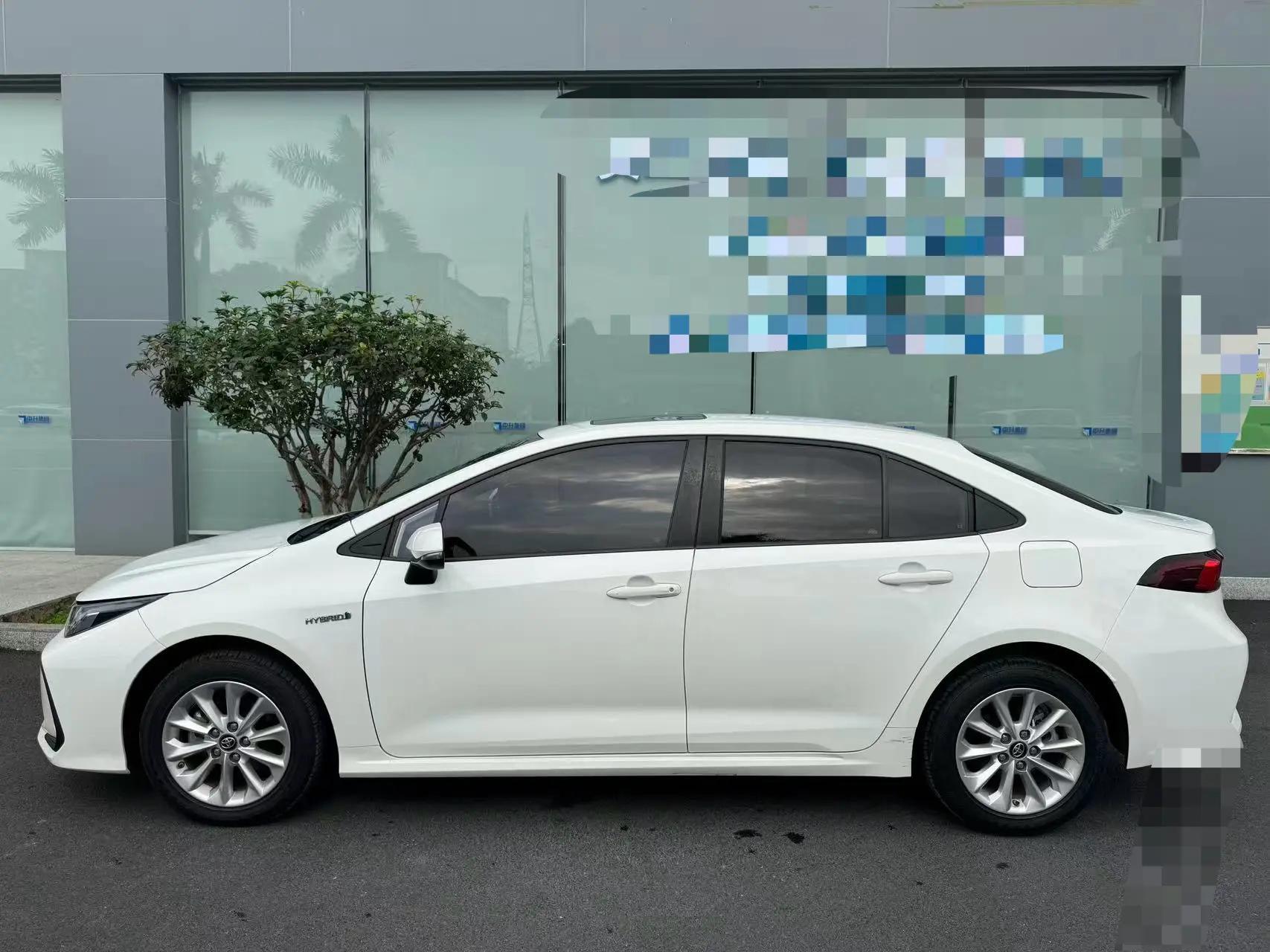 Corolla 2021 Dual Engine 1.8L E-CVT Elite Edition 3