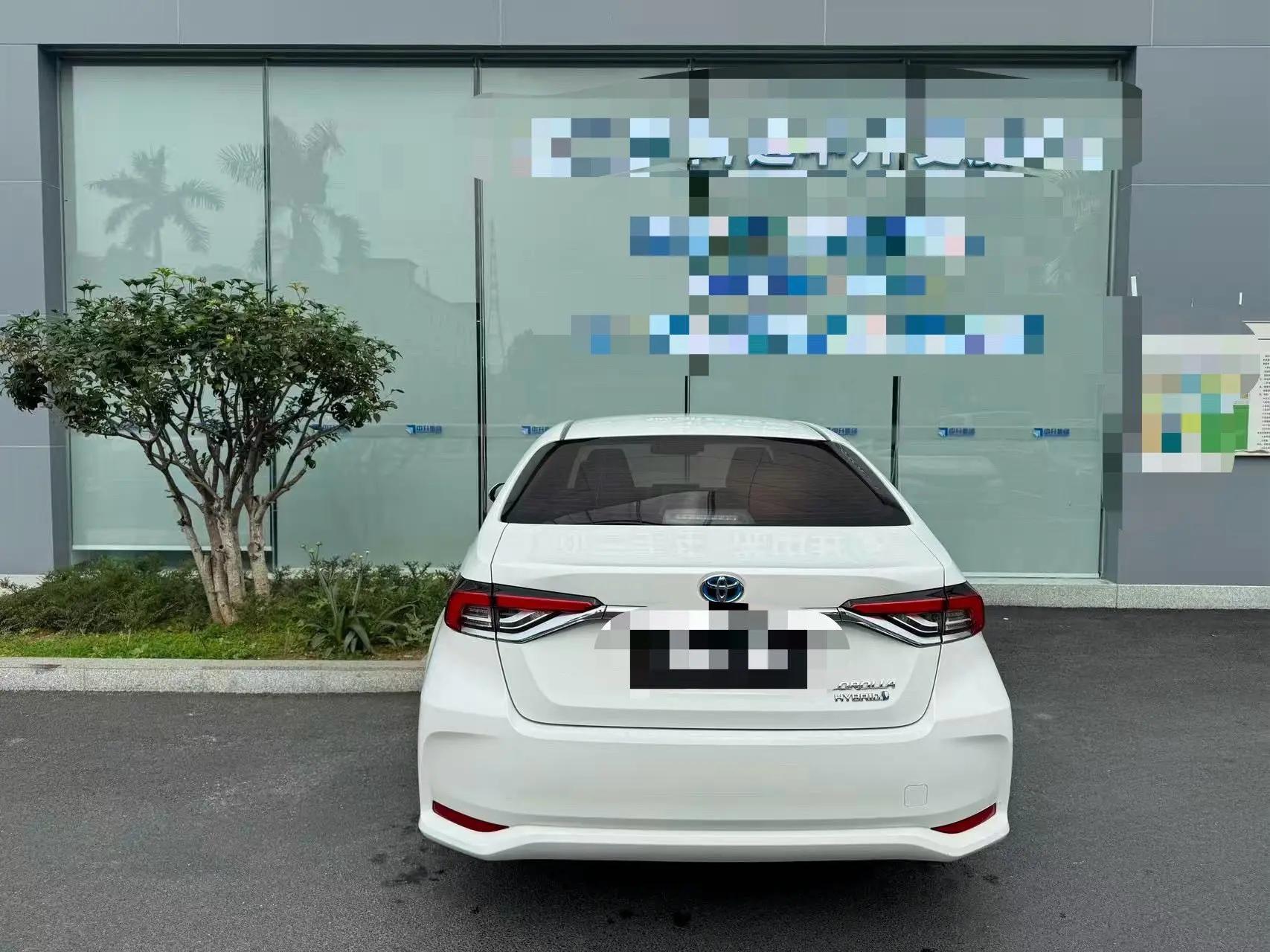 Corolla 2021 Dual Engine 1.8L E-CVT Elite Edition 4