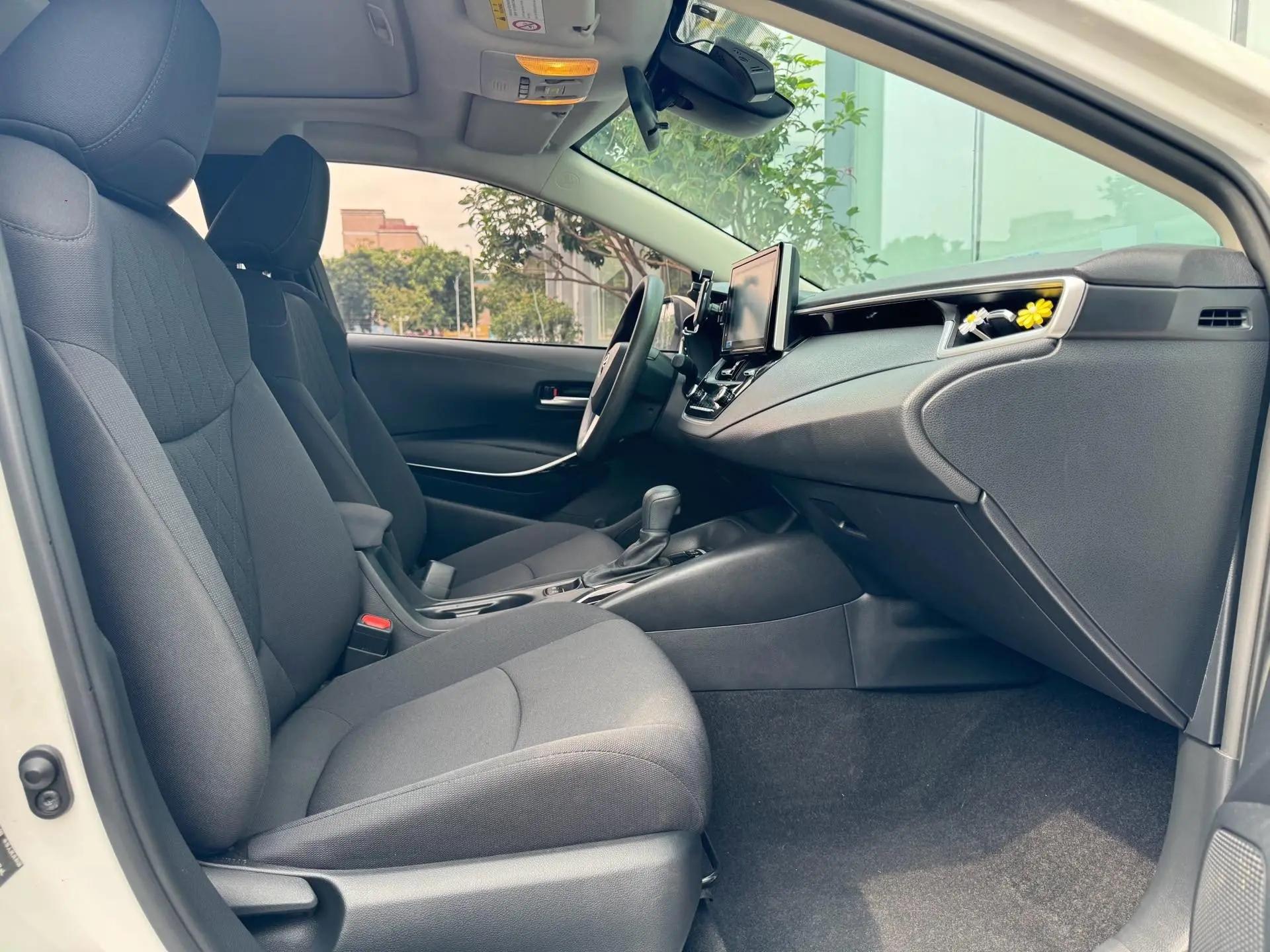 Corolla 2021 Dual Engine 1.8L E-CVT Elite Edition 7