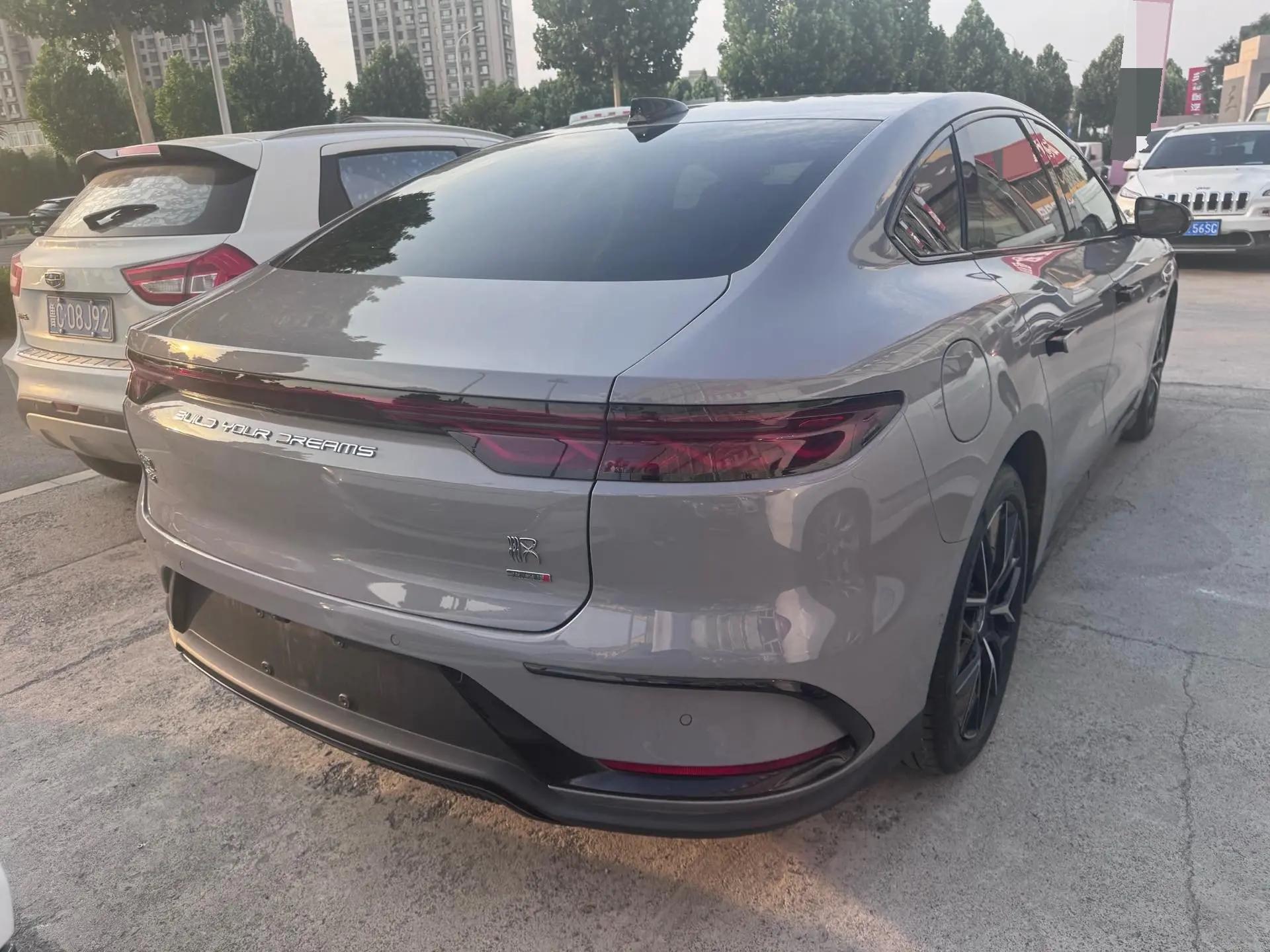 BYD 2025 Han DM-i 1.5T stepless 125KM laser Radar intelligent driving automatic gear 4