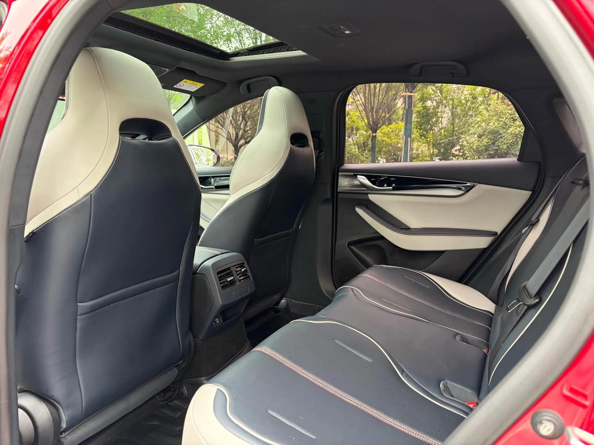 BYD 2023 Qin PLUS DM-i 1.5 CVT Champion Edition Leading Model 120KM Automatic 6