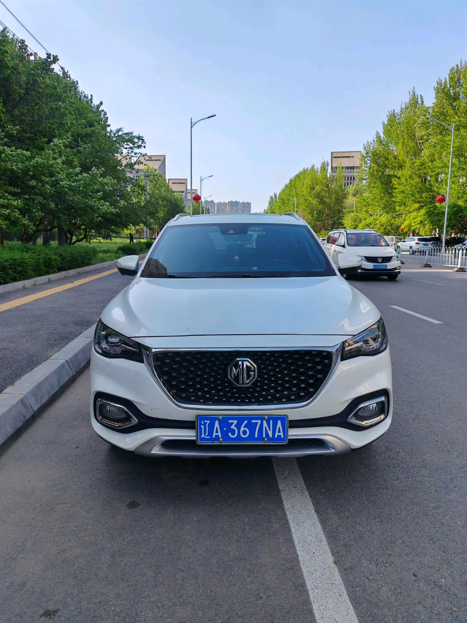 MG HS 2019 30T Automatic Two-Drive Trophy Super Power Edition Country VI 2