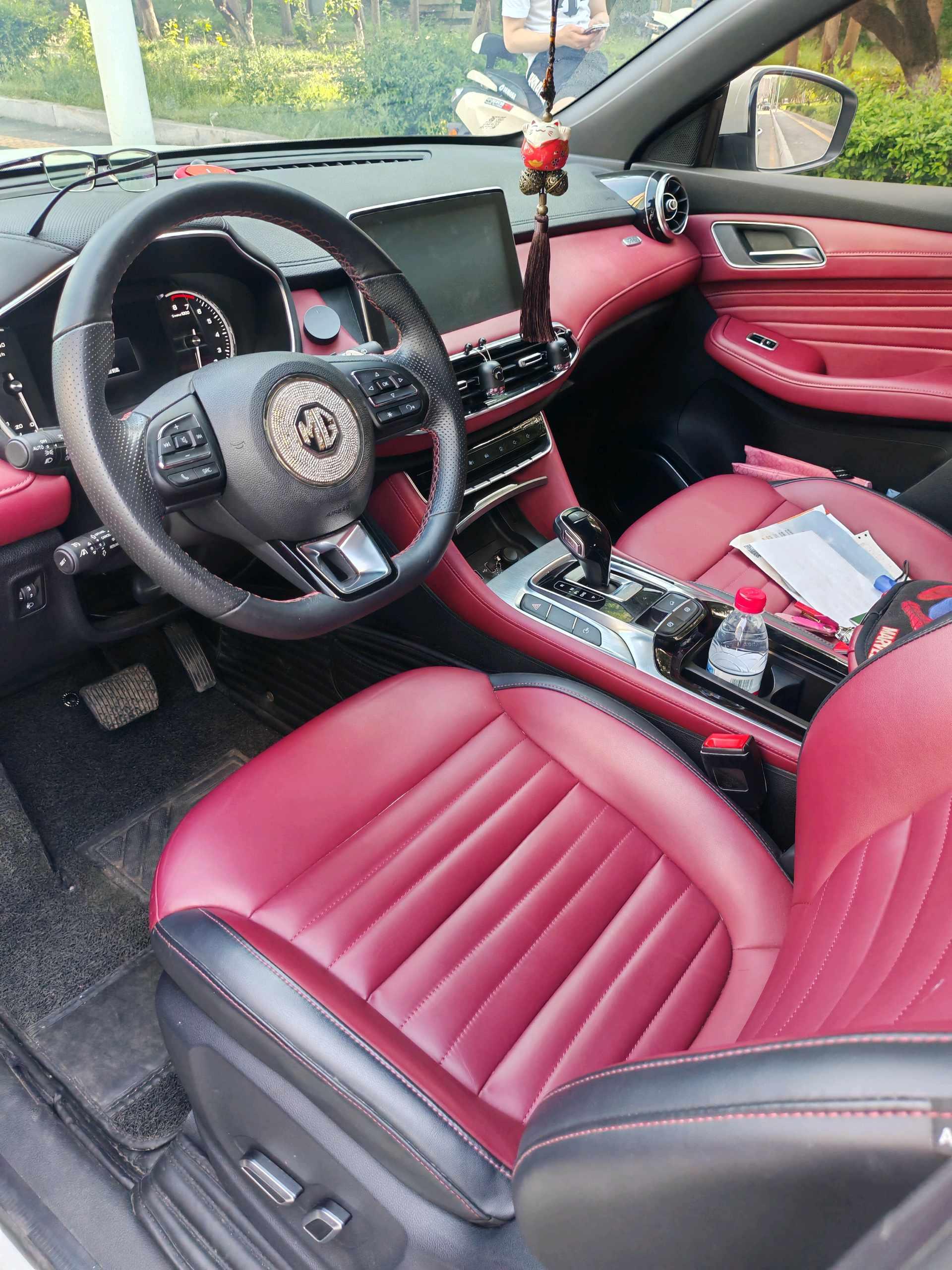 MG HS 2019 30T Automatic Two-Drive Trophy Super Power Edition Country VI 4
