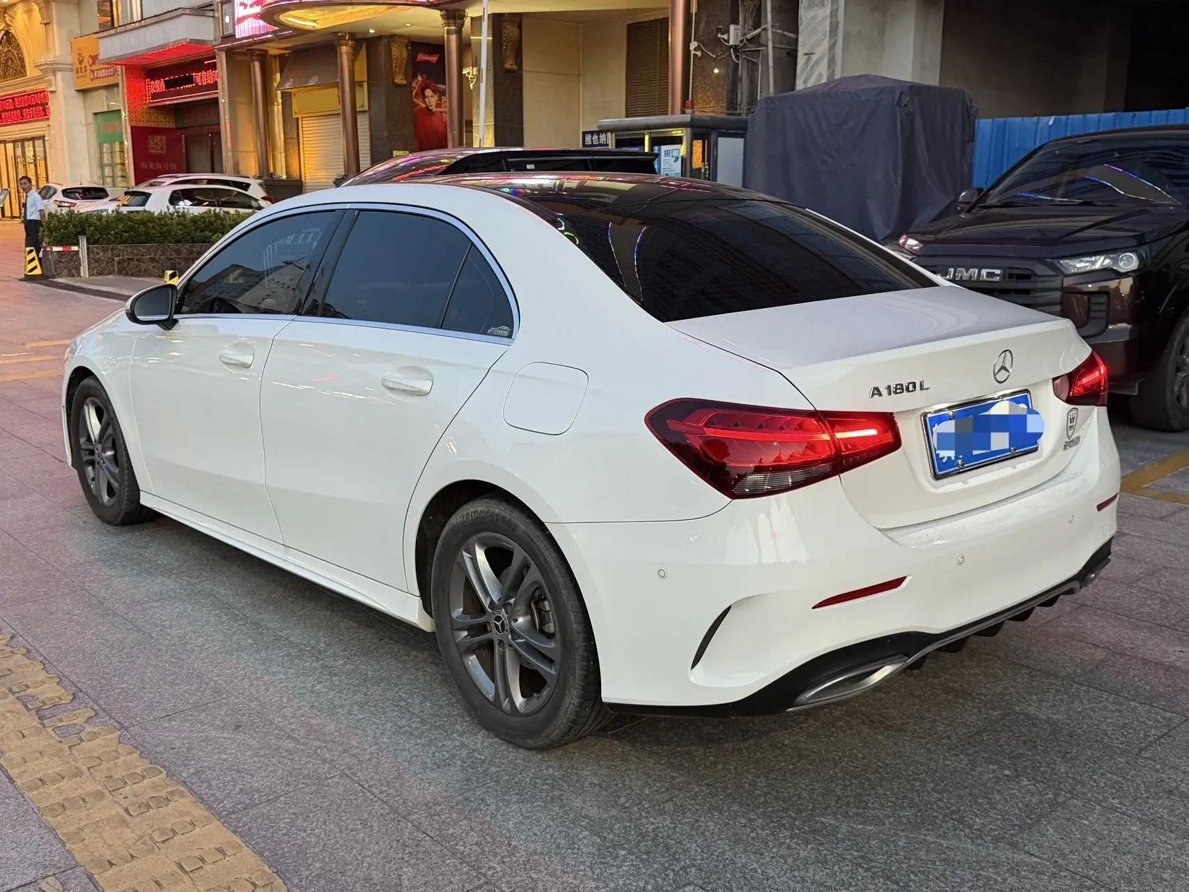 Mercedes Benz Class A 2022 A 180 L Sports Car 4