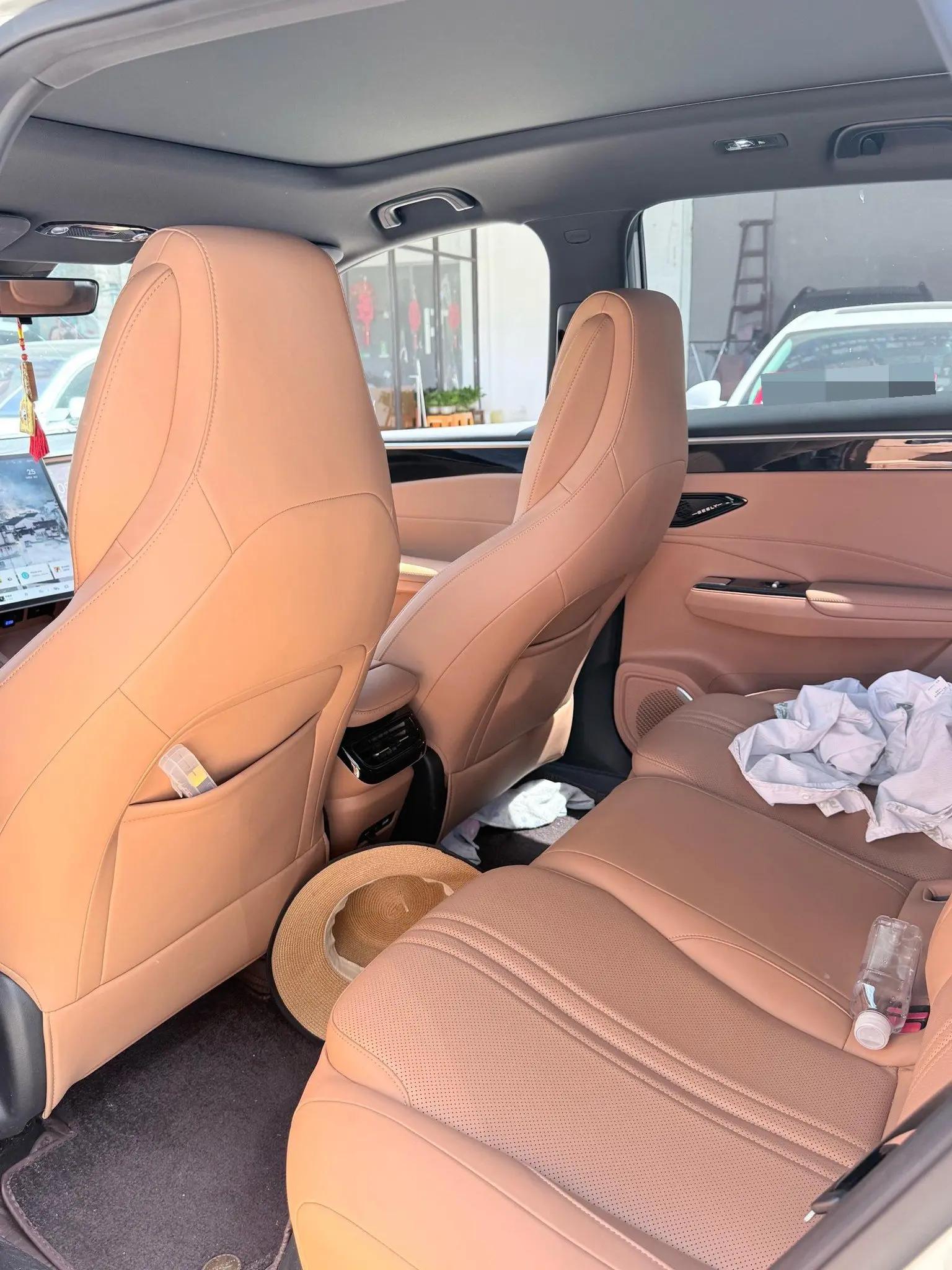 Geely Galaxy 2025 Model L7 EM-i 1.5 115km Exploration Edition Automatic 5