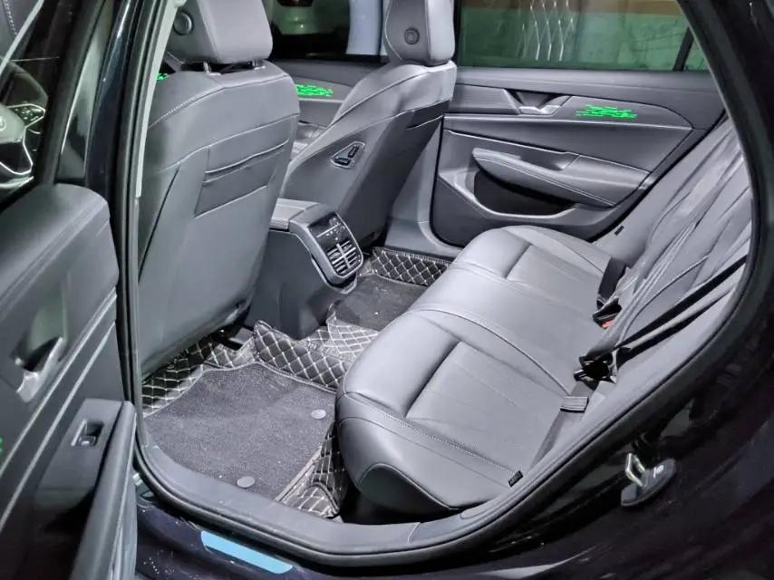 Volkswagen 2025 Passat Pro 1.5TSI 300TSI Longyao Edition Automatic Gear 5