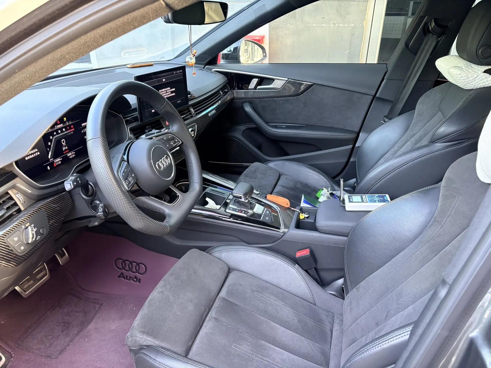 Audi A4L 2023 45 TFSI quattro Selected Dynamic Type 8