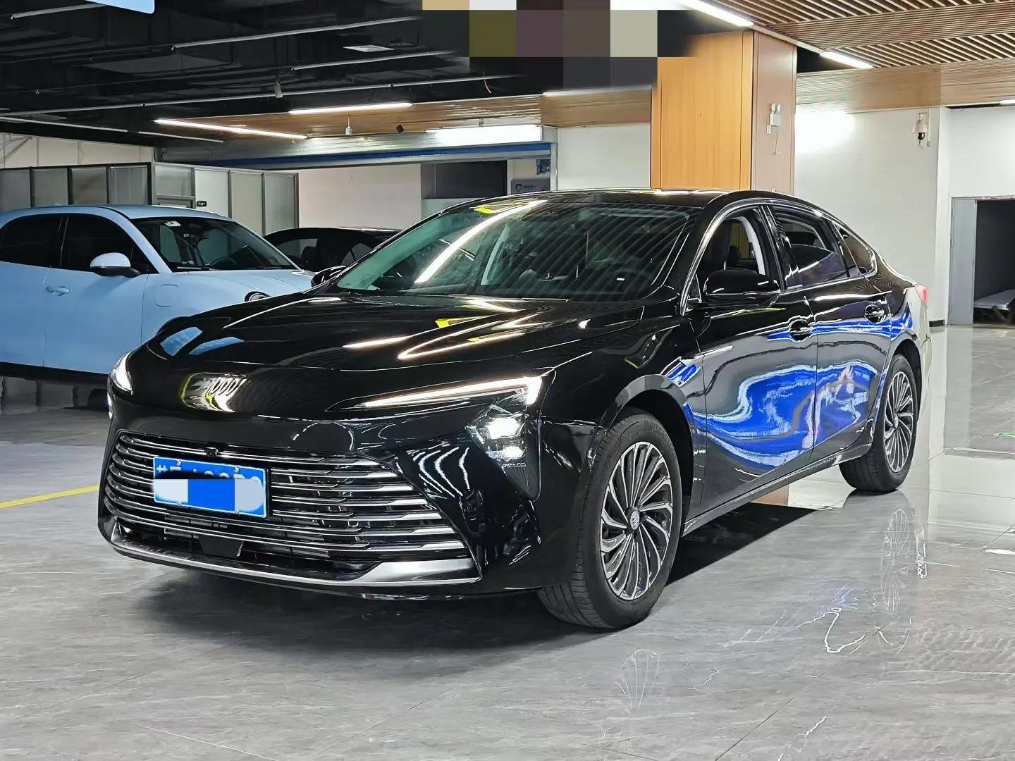 Открыть галерею: Buick 2026 LaCrosse 2.0T 28T Platinum Edition Automatic Gear