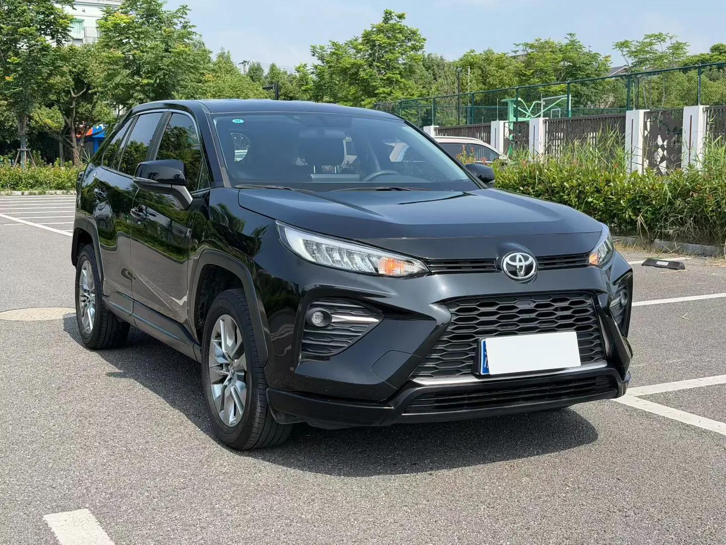 Toyota 2023 Wilanda 2.0 Stepless Two-Drive Leading Edition Automatic Gear 3