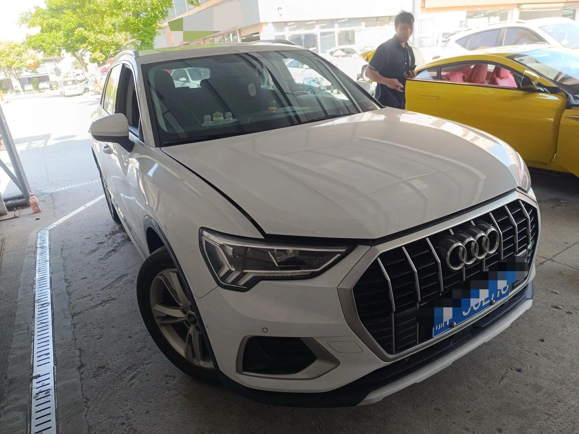 Audi Q3 2022 35 TFSI Fashion Elegant 2