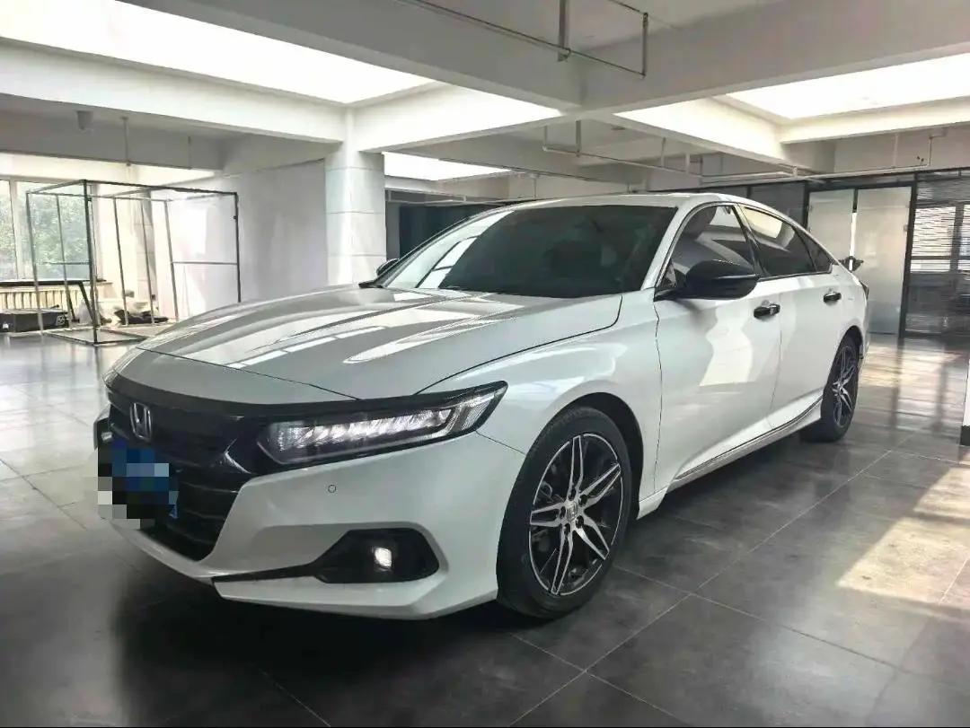 Accord 2022 260TURBO Magic Night Premium Edition