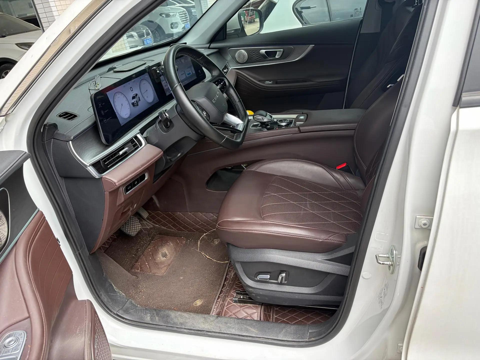 Tiggo 8 PLUS 2024 Champion Edition 390TGDI DCT Bold Version 5 Seats 3