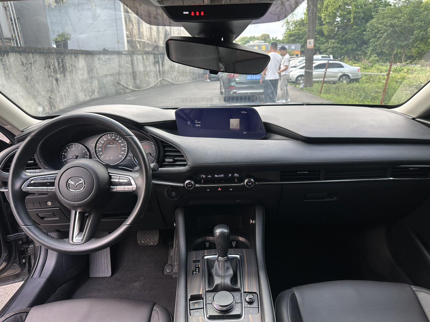 Mazda 3 Onksera 2021 2.0L Automatic Quality Elegant Edition 6