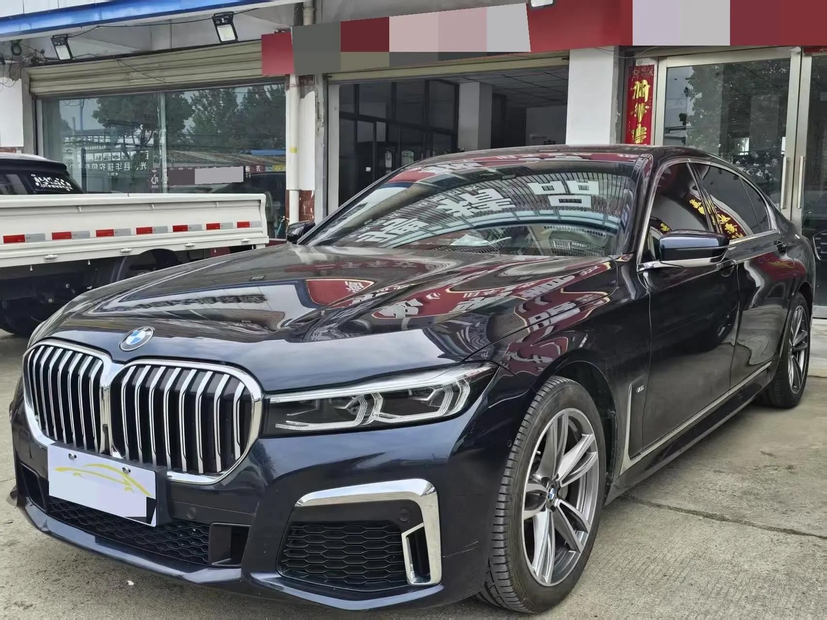 BMW 7 Series 2021 730Li M Sports Suit