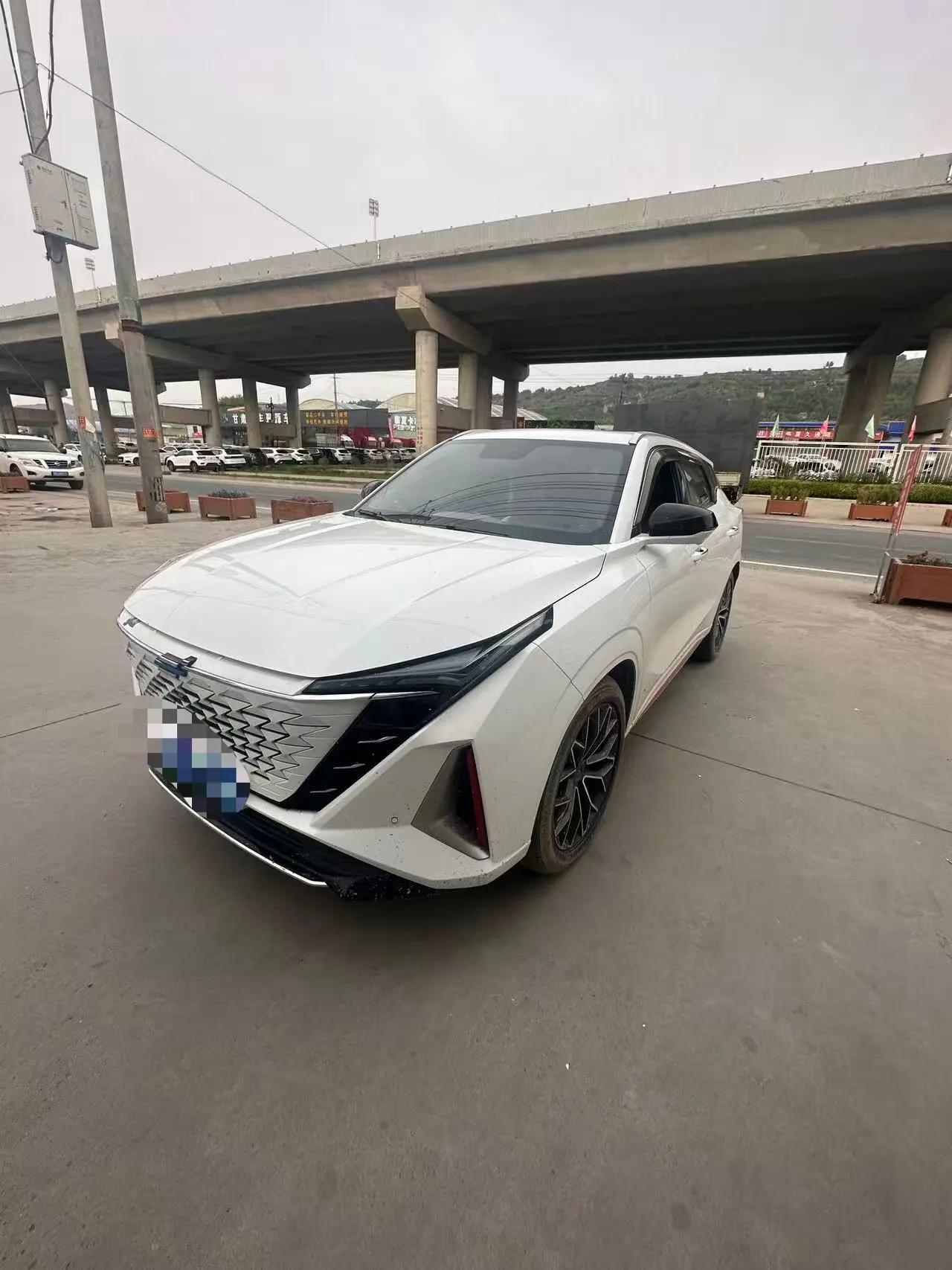 ChangAn Oshan Z6 2022 Blue Whale 1.5T DCT Smart Type