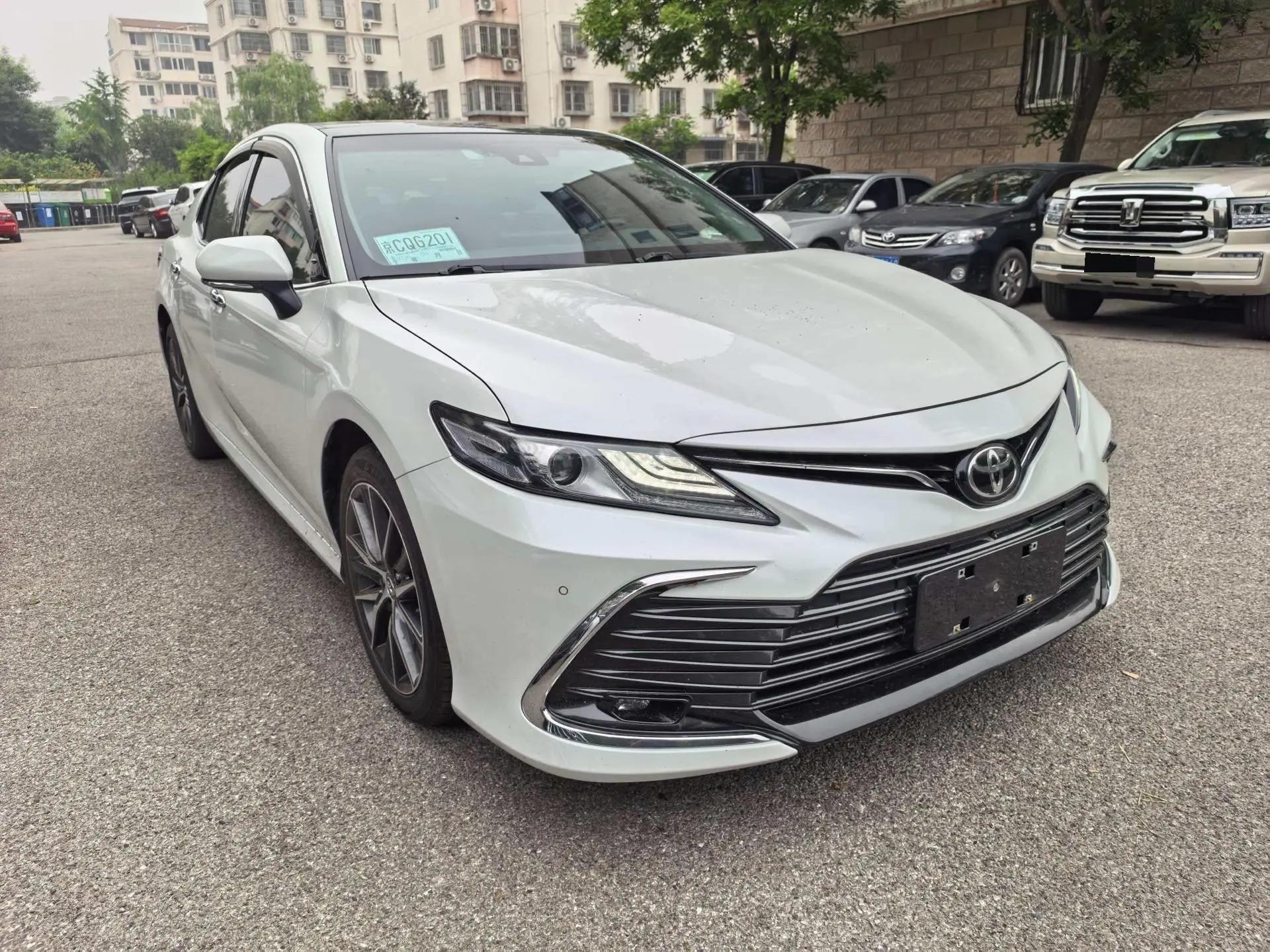 Camry 2021 2.5G Deluxe Edition 2