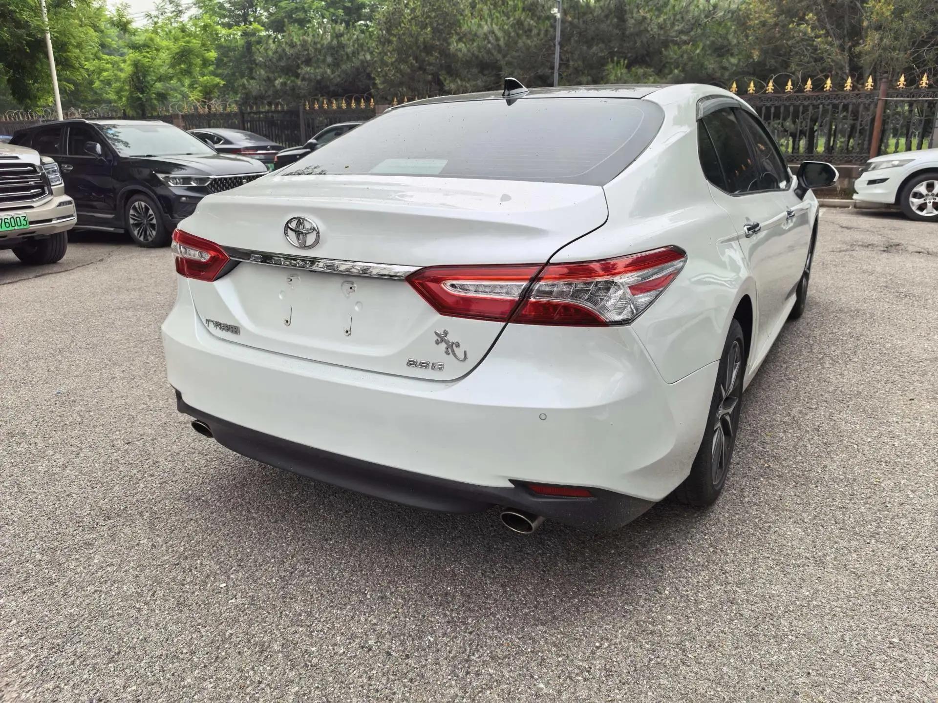Camry 2021 2.5G Deluxe Edition 3