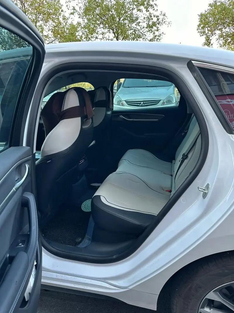 BYD 2024 Destroyer 05 DM-i 1.5 CVT Glory Edition 55KM Luxury Automatic 4