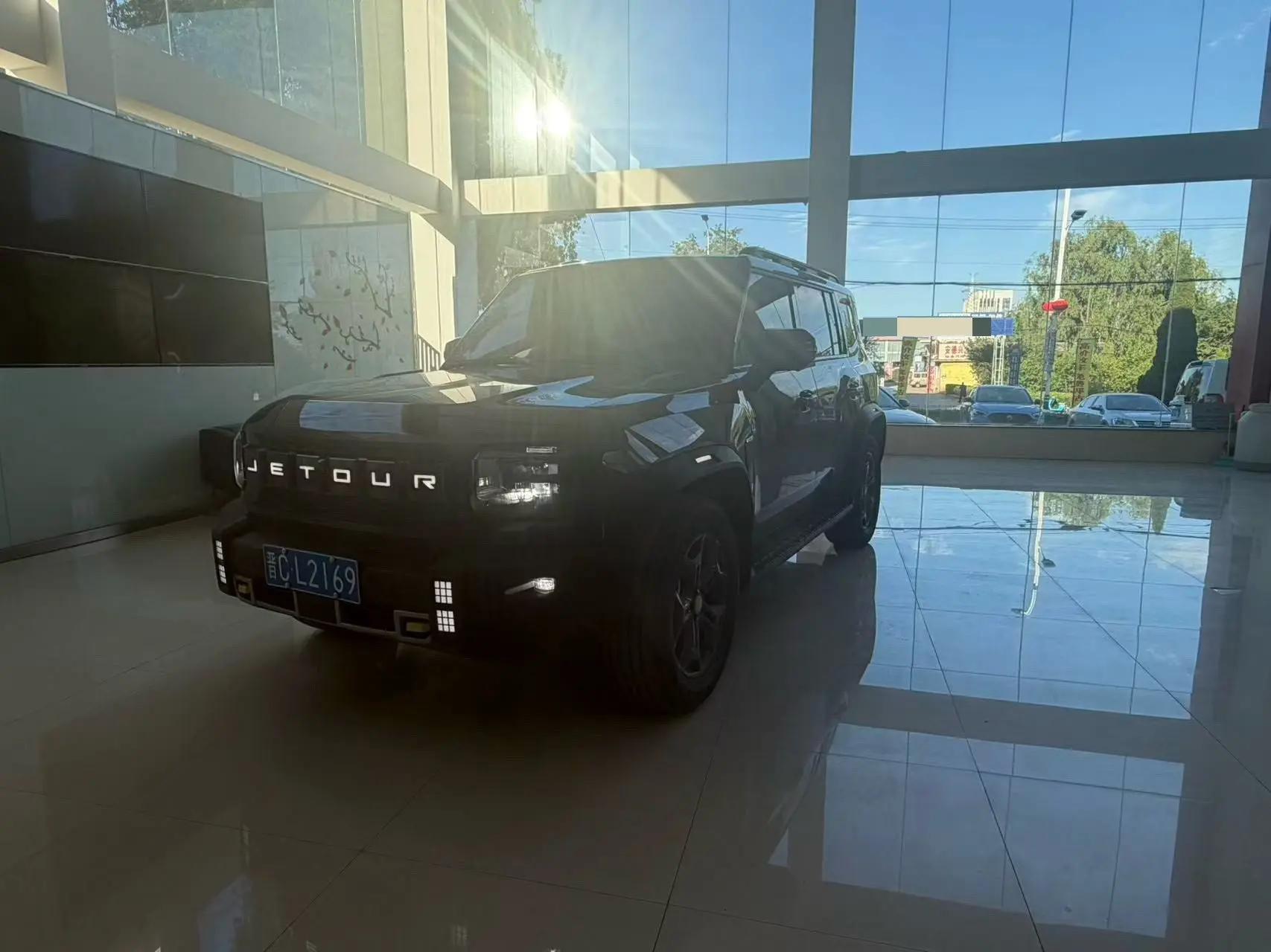 Jetour 2024 Traveler 2.0T Four-wheel Drive Through PRO Entertainment Edition Automatic Gear 5