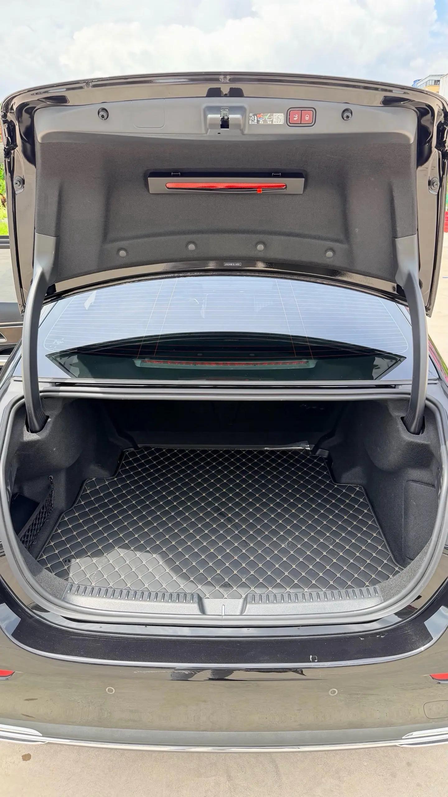 奔驰 E级 2025款 E 300 L 48V 2.0T 尊贵运动型(改款) 自动挡 11