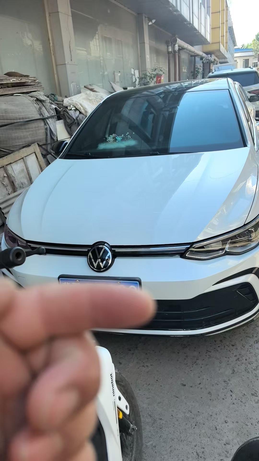 Volkswagen 2023 Golf 8 R-Line 1.4TSI 280TSI Automatic 2