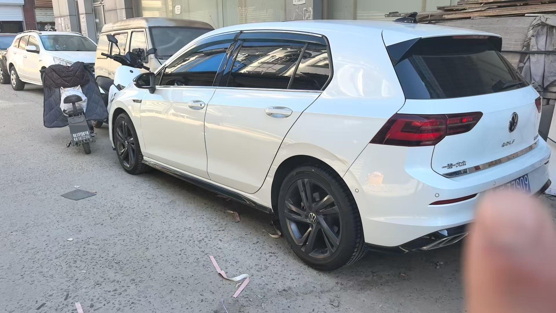 Volkswagen 2023 Golf 8 R-Line 1.4TSI 280TSI Automatic 7