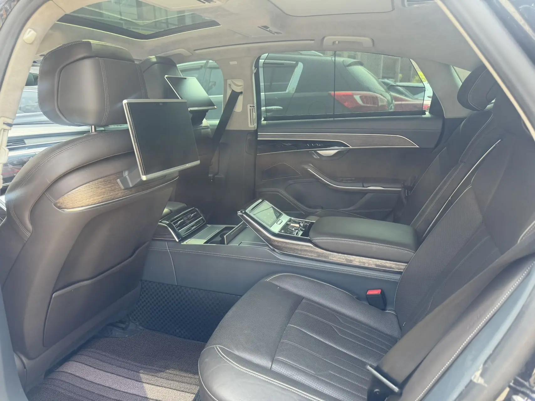 Audi A8 2018 A8L 55 TFSI quattro Luxury 7