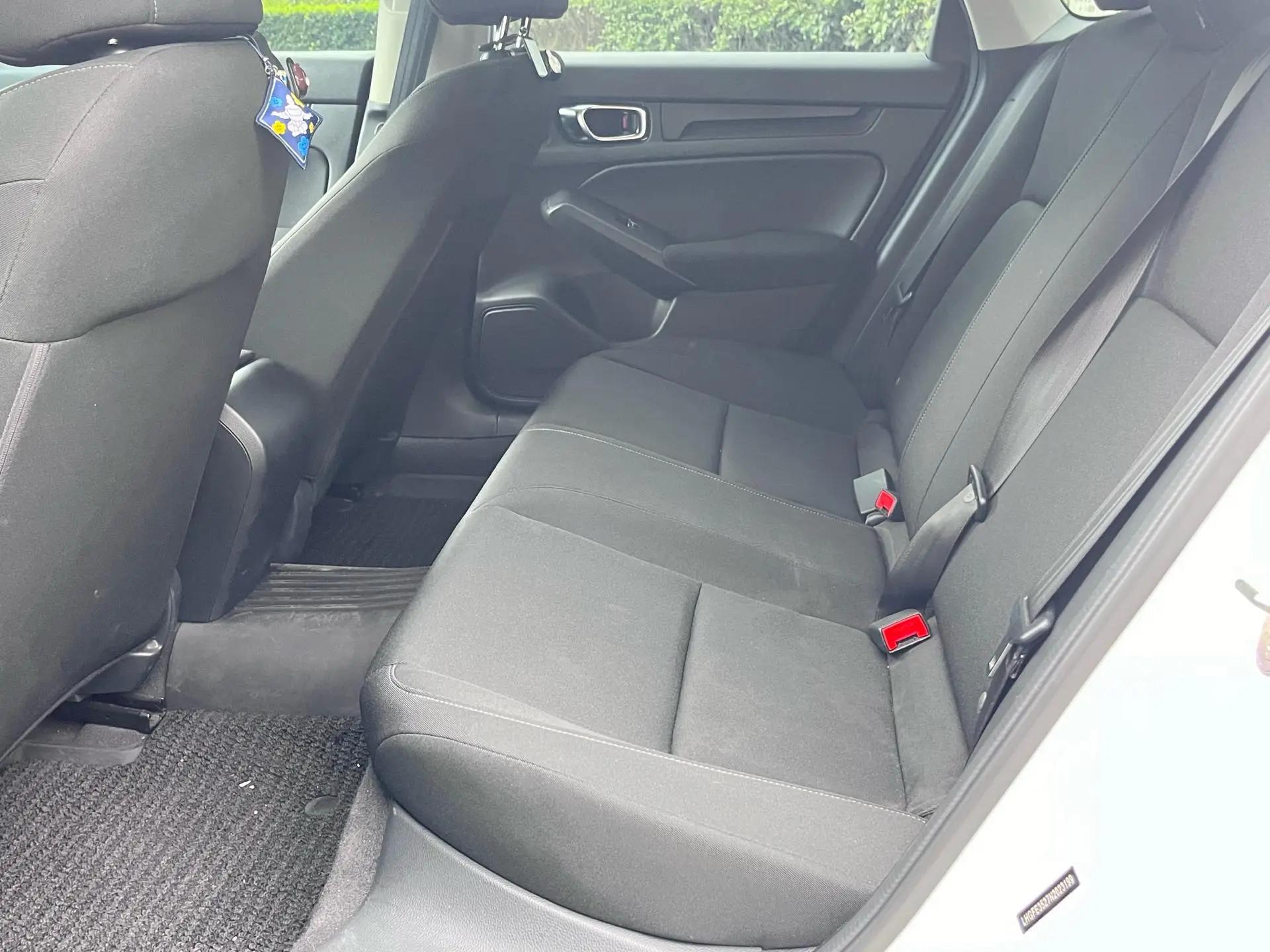 Model 2022 240TURBO Manual Exclusive Edition 7