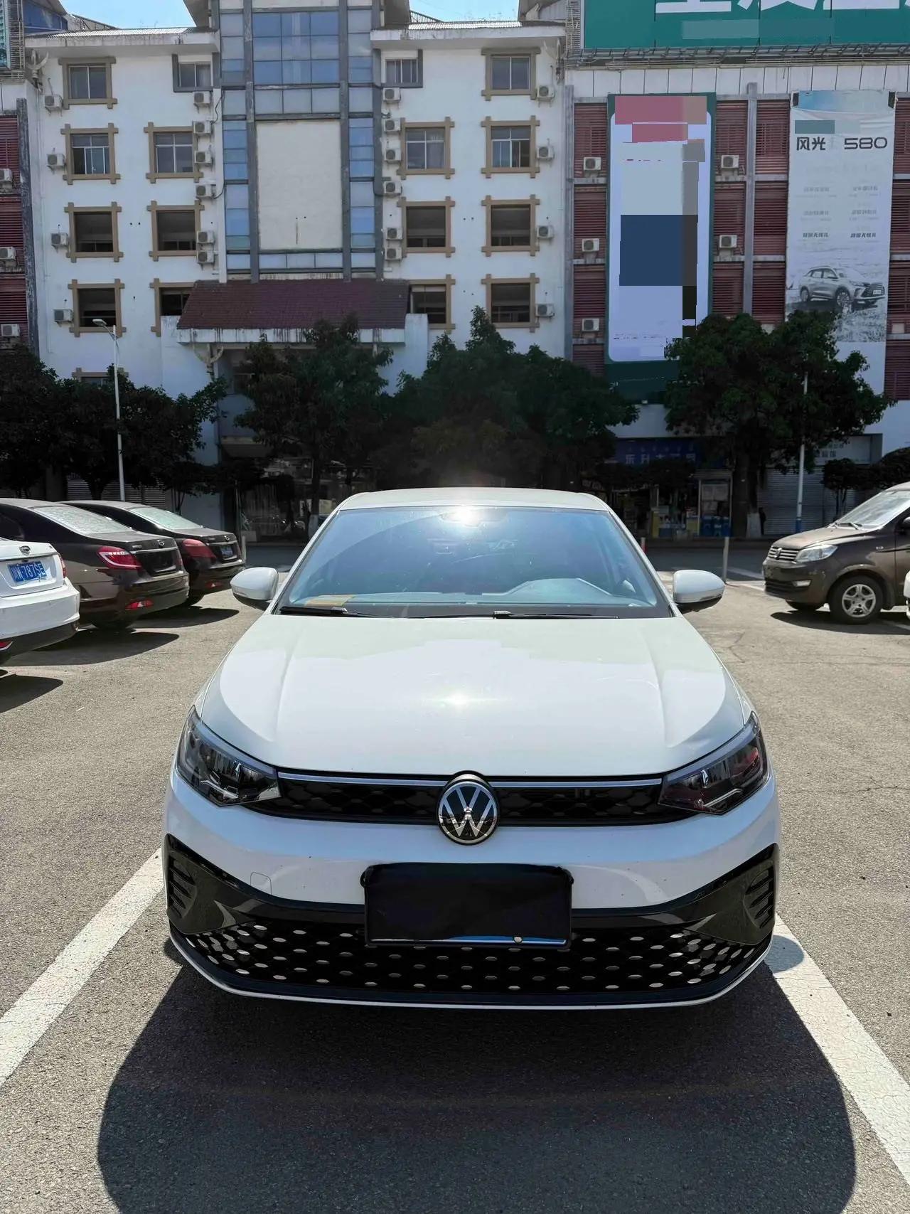 Volkswagen 2025 Lavida New Entry 1.5 Outstanding New Edition Automatic 2