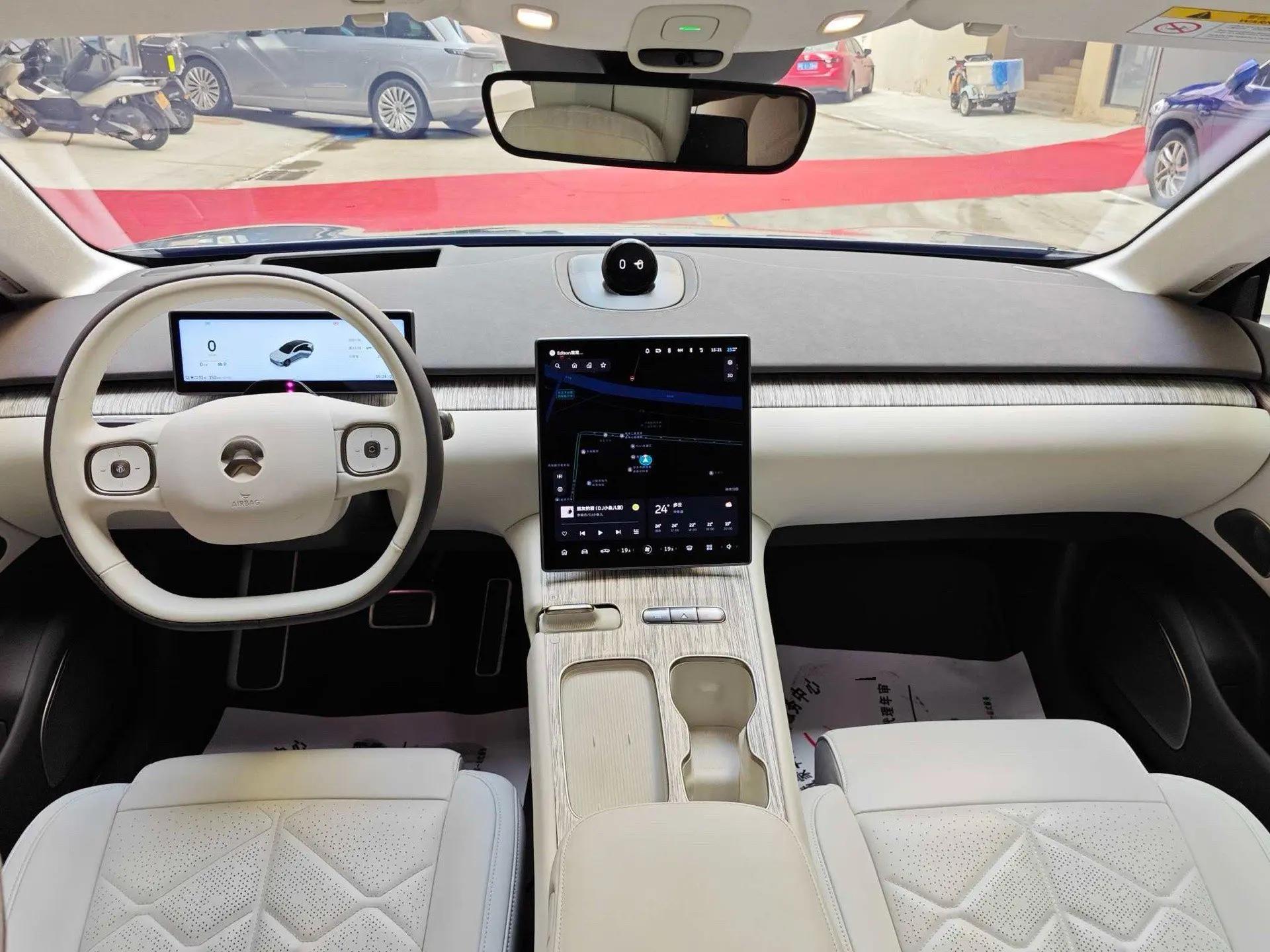 NIO ET7 2024 75kWh Executive Edition 8