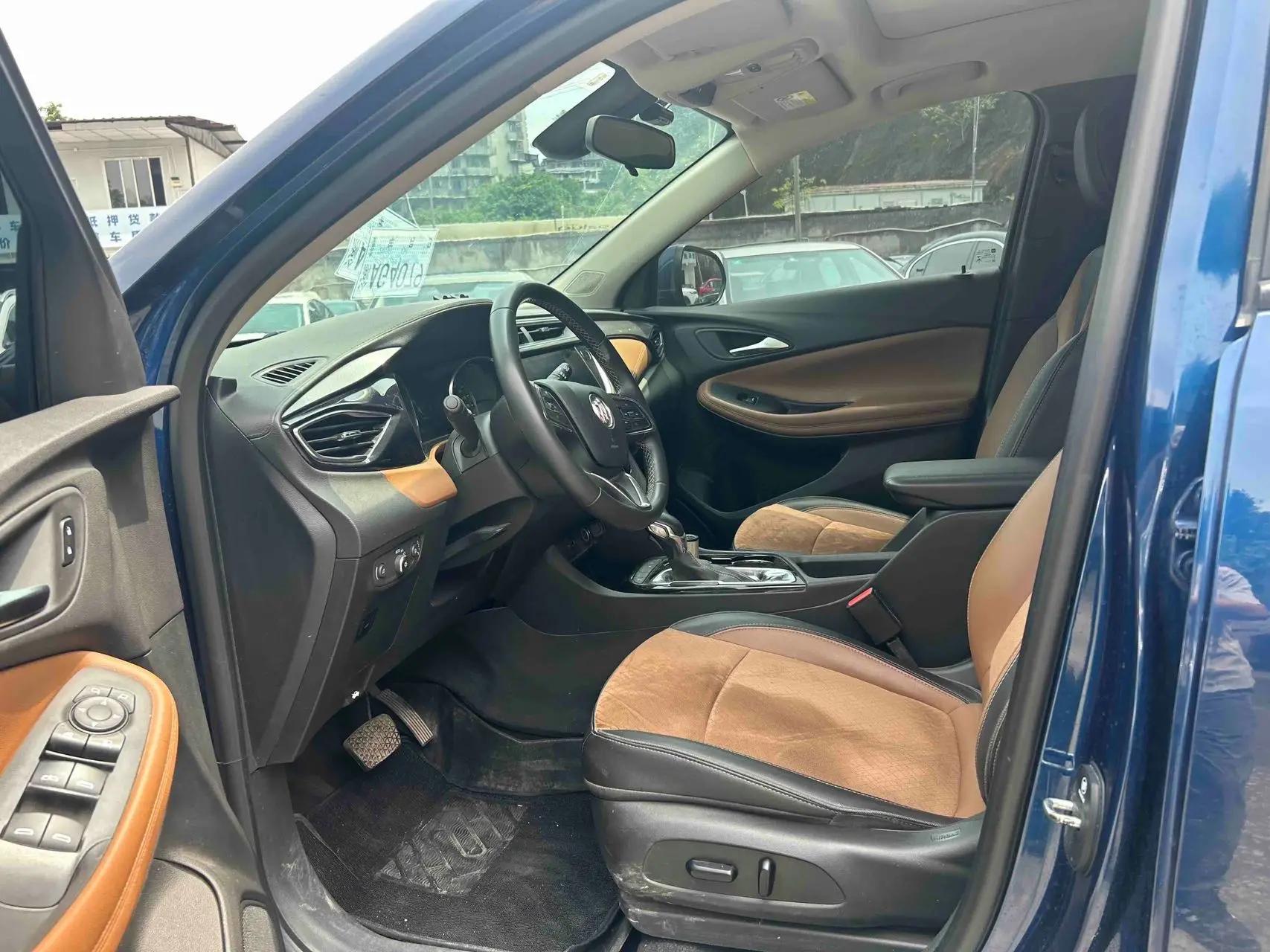 Angkola GX 2020 20T CVT Two-Drive Luxury Model 3