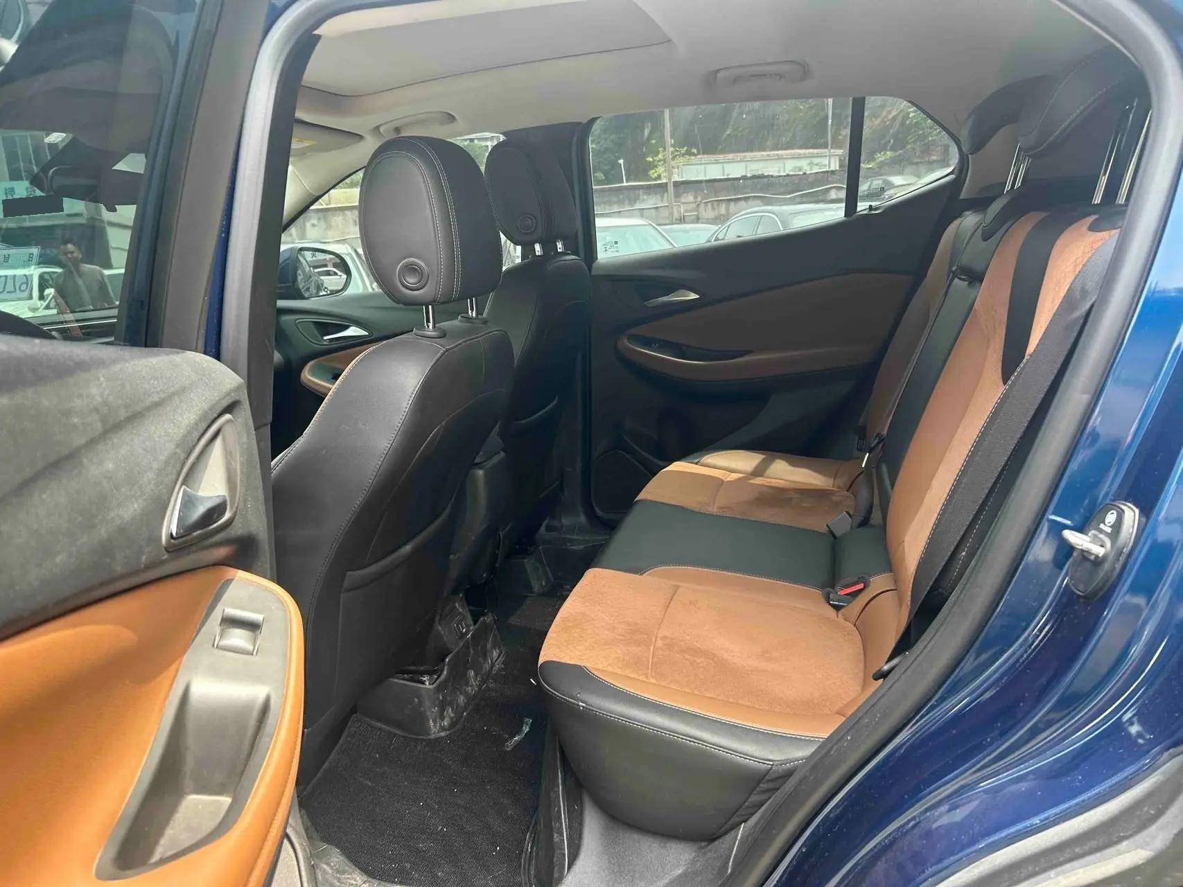 Angkola GX 2020 20T CVT Two-Drive Luxury Model 4