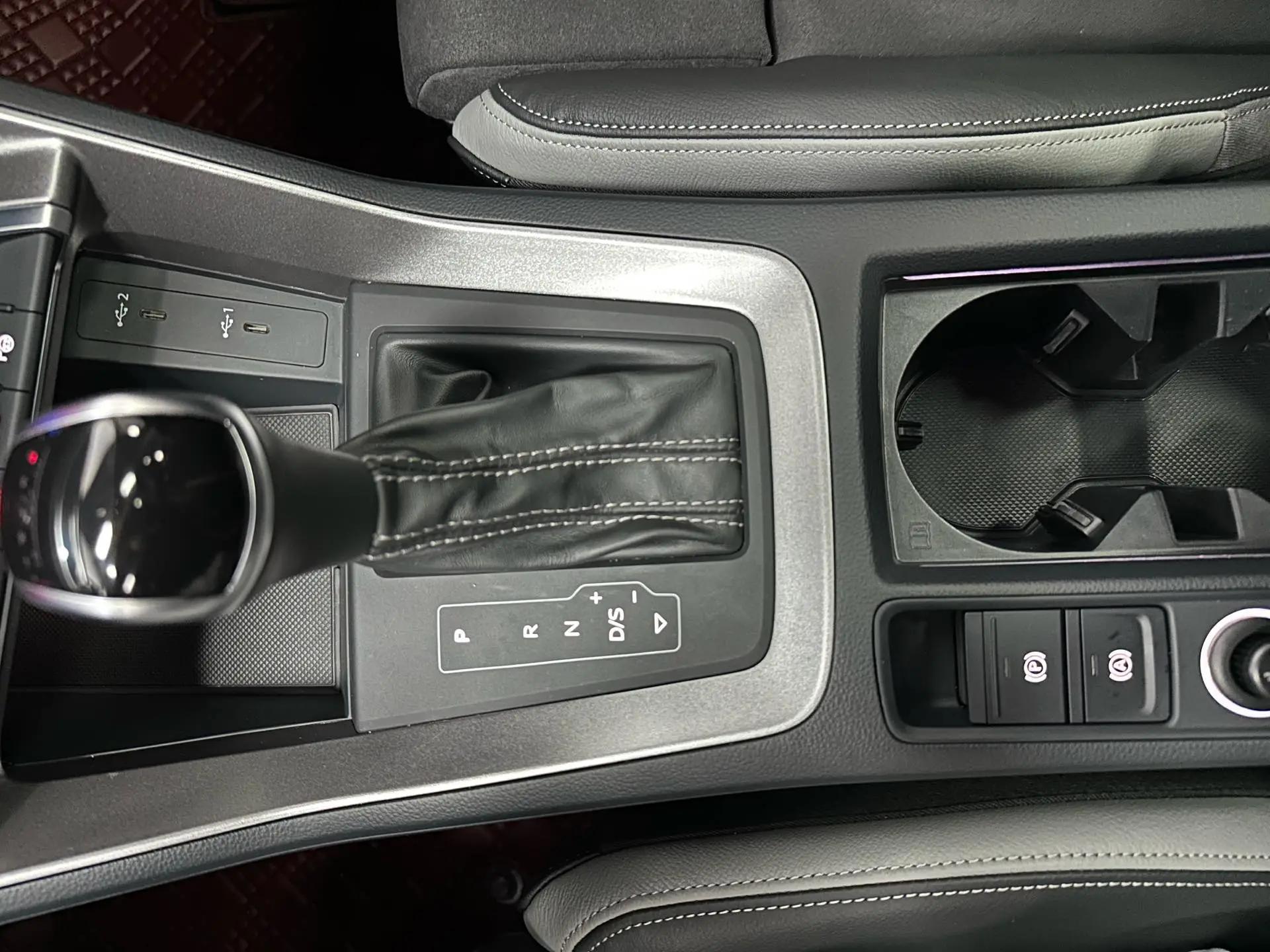 Audi Q3 2022 35 TFSI Fashion Dynamic 14