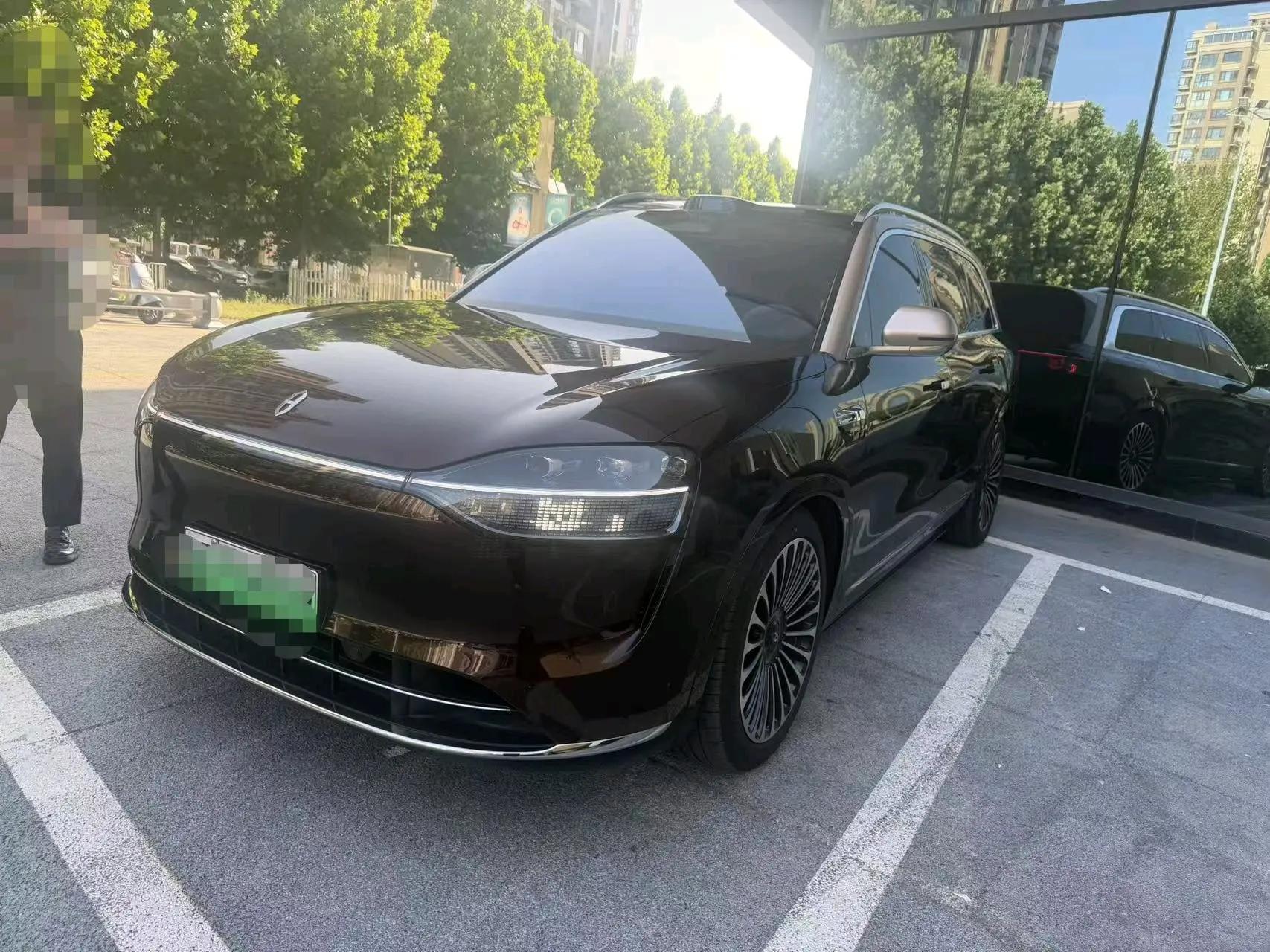 AITO 2025 Model AITO M9 Range-Extended Ultra Version 52kWh 6-Seater Automatic