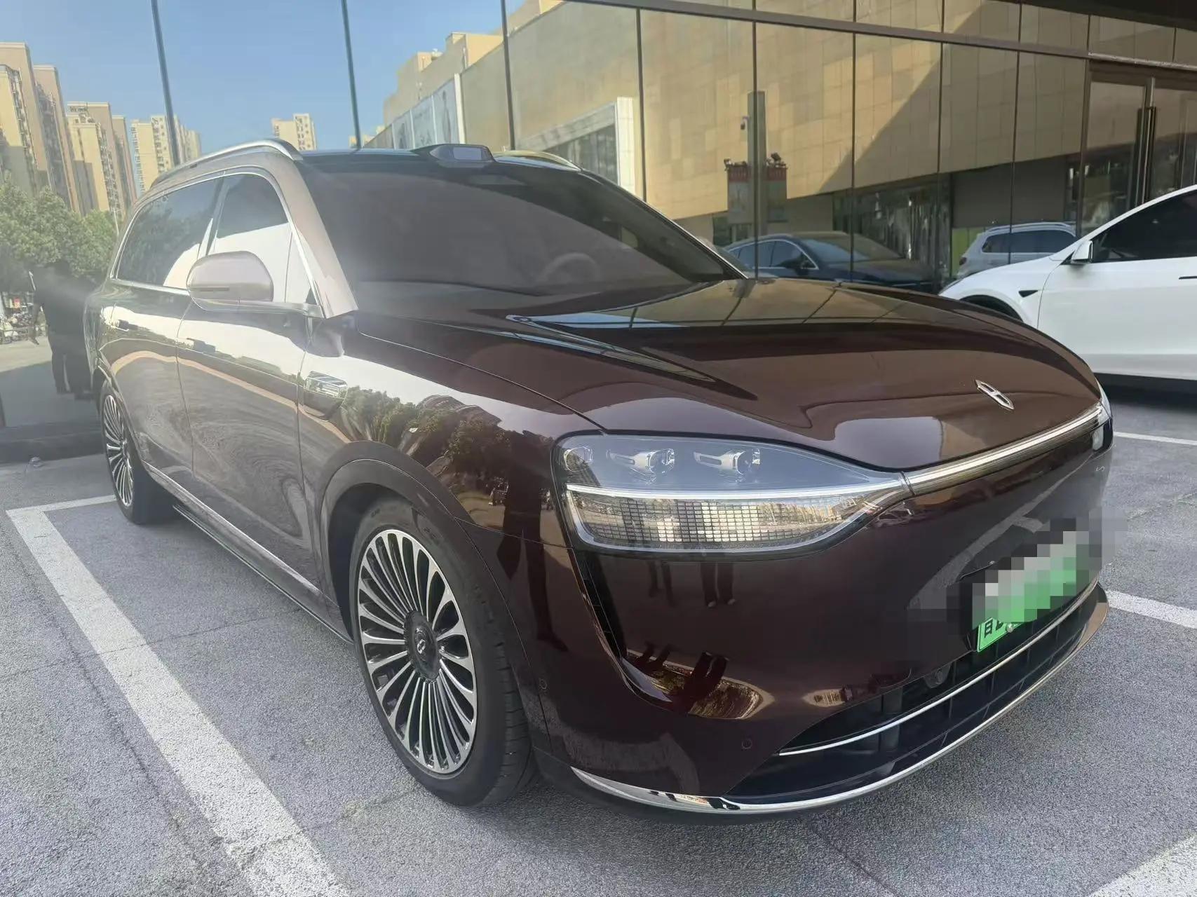 AITO 2025 Model AITO M9 Range-Extended Ultra Version 52kWh 6-Seater Automatic 3
