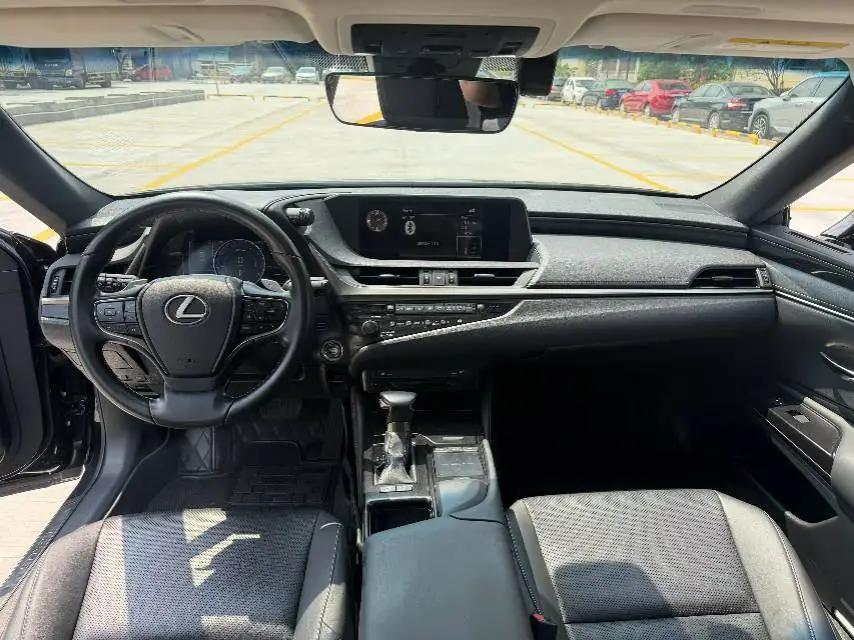 Lexus ES 2020 260 Excellence Edition 5