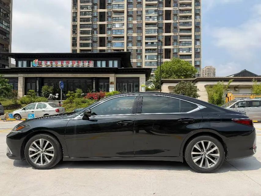 Lexus ES 2020 260 Excellence Edition 8